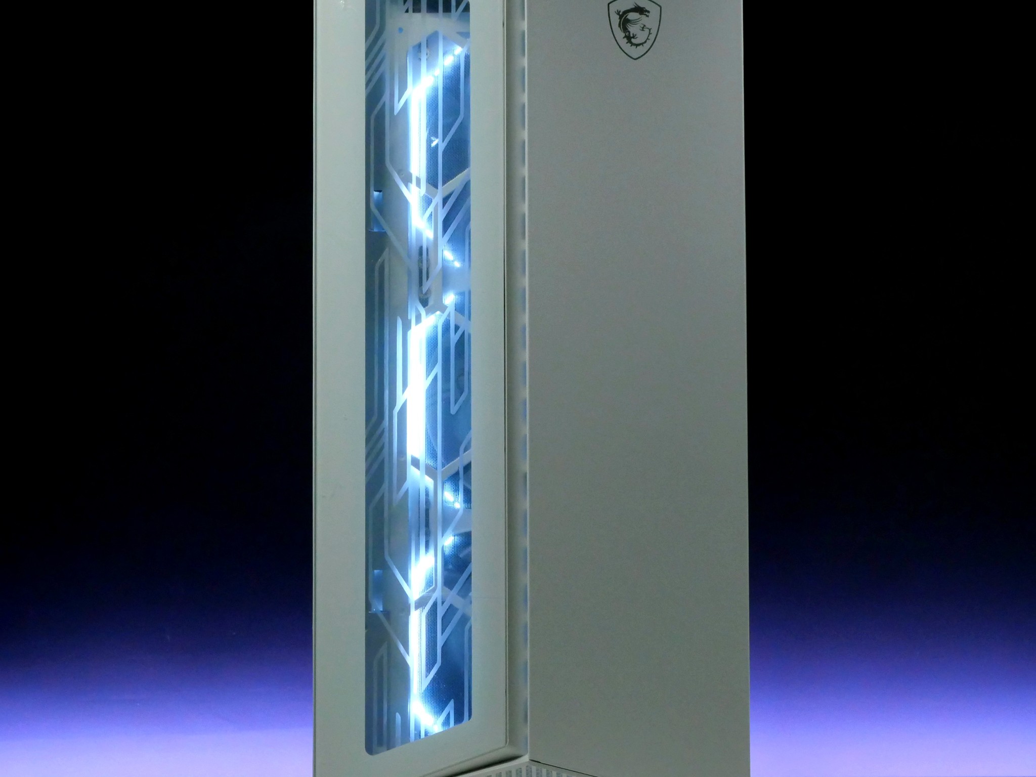 🔳 RTX 4060ti, Ryzen 7 5800X, 32GB ram, 1TB 4.0 nvme