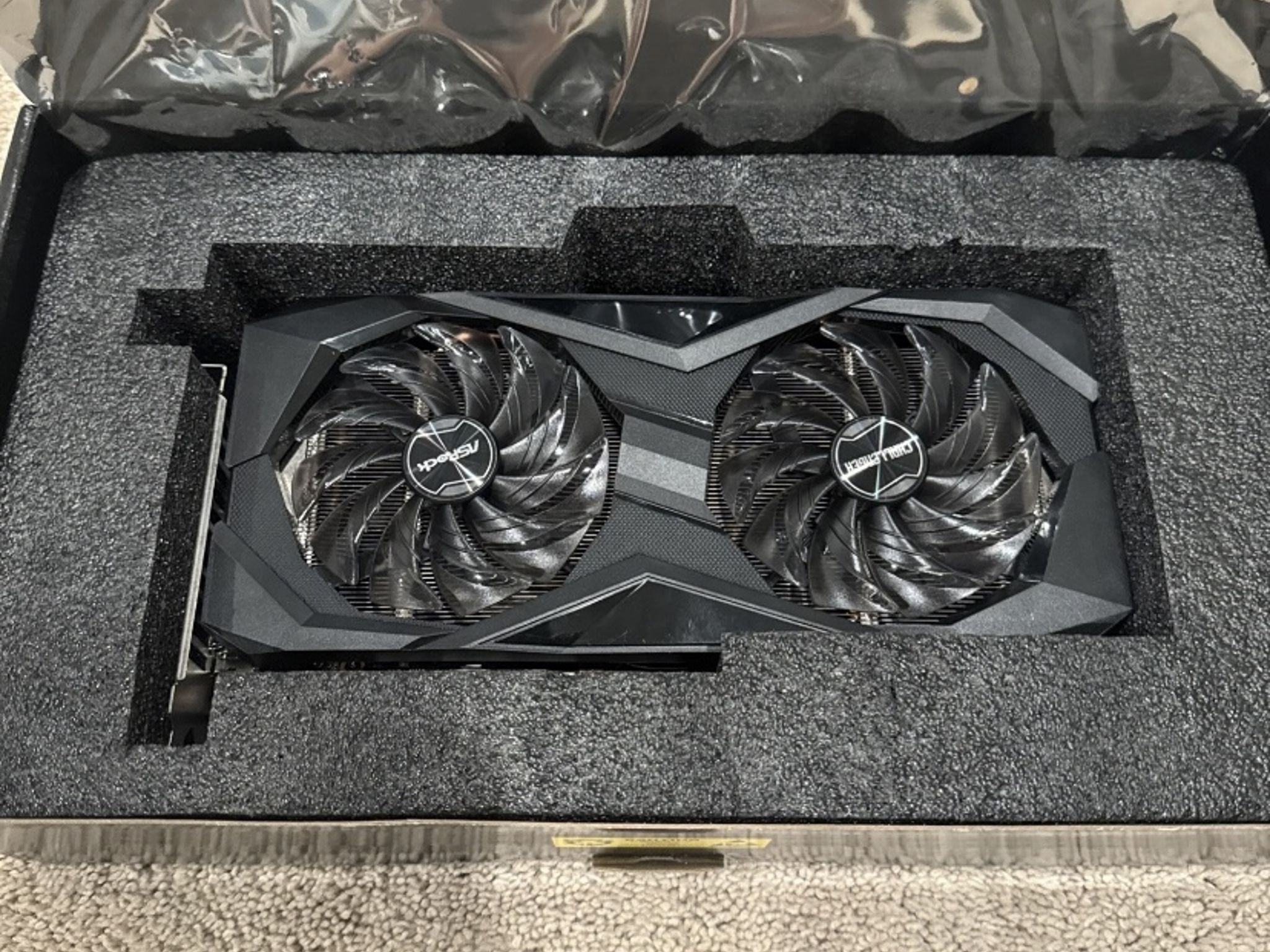 ASRock RX 6700 XT 12GB Challenger D