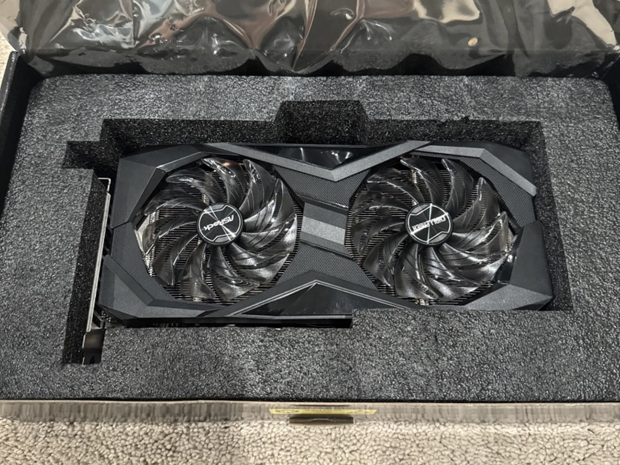 ASRock RX 6700 XT 12GB Challenger D