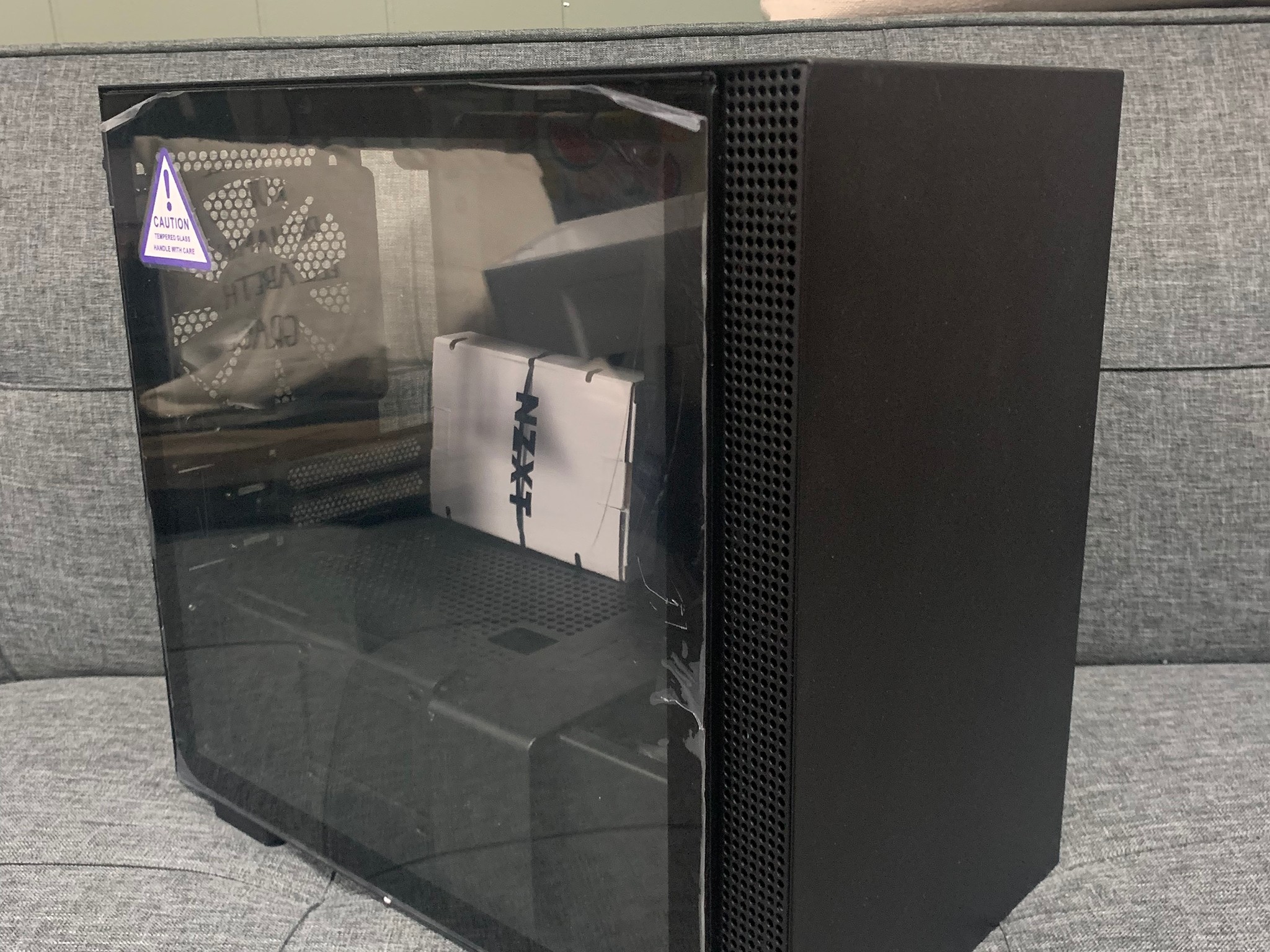 NZXT H210i Mini ITX Case (NEW)