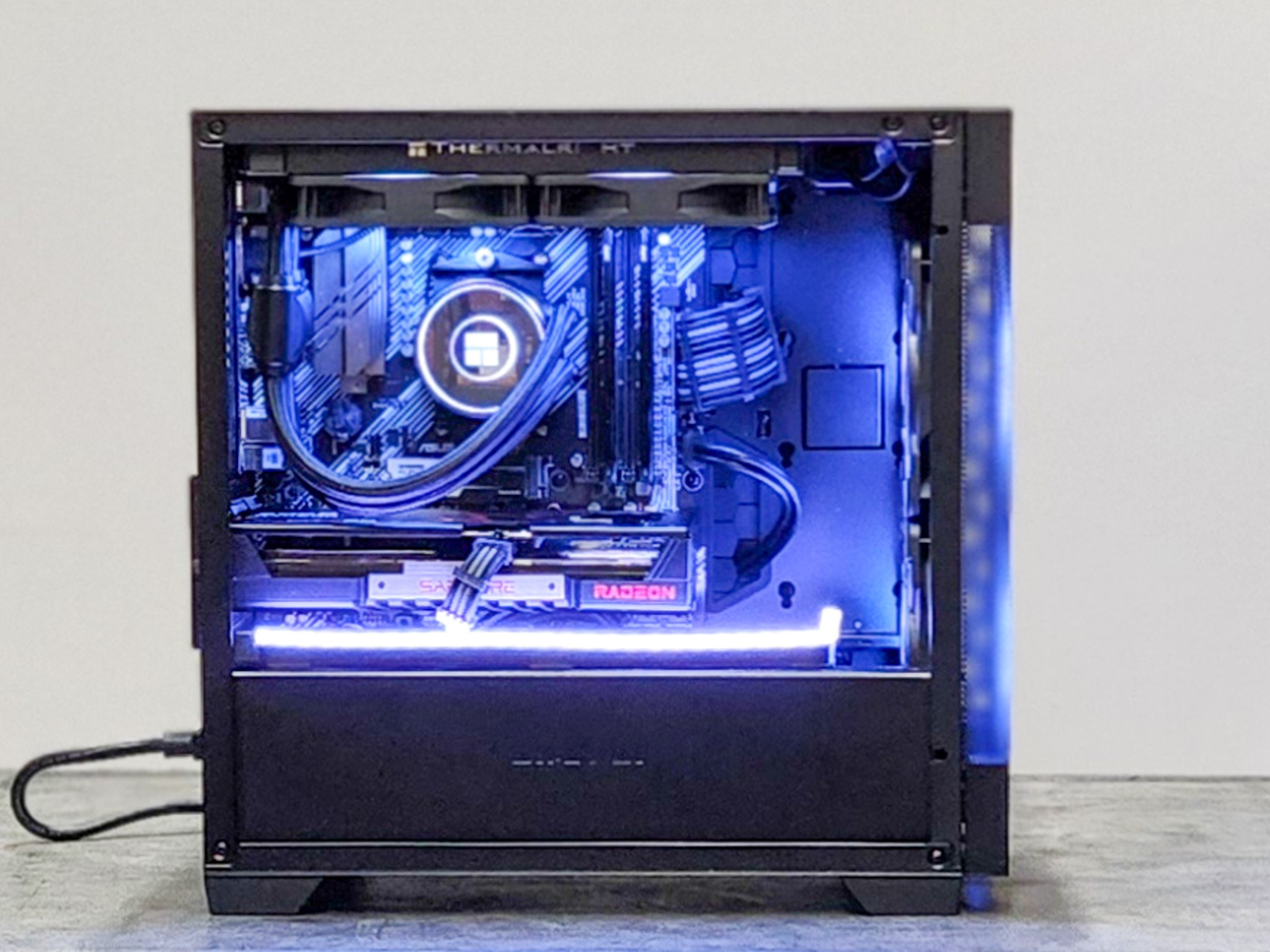 Gaming Custom Liquid Cooled PC Build | Ryzen 7 5800XT | RX 9060 XT 16 GB | 1TB SSD | 32GB DDR4