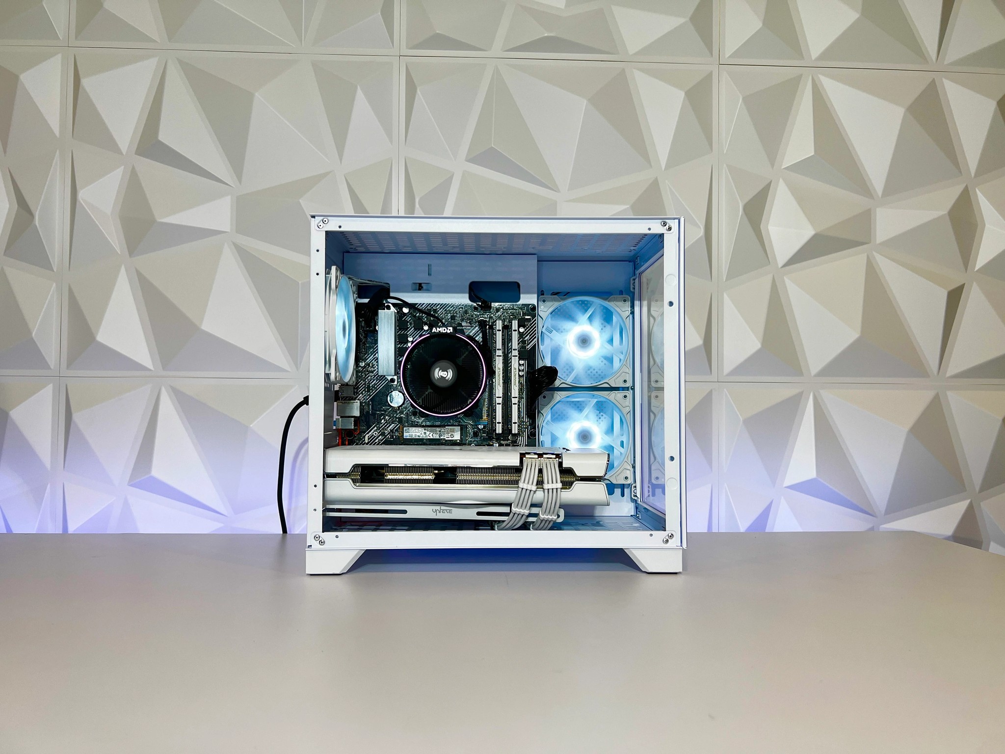❄️ AMD RX 5700 XT, AMD Ryzen 5 (6 Cores) | Gaming PC ❄️