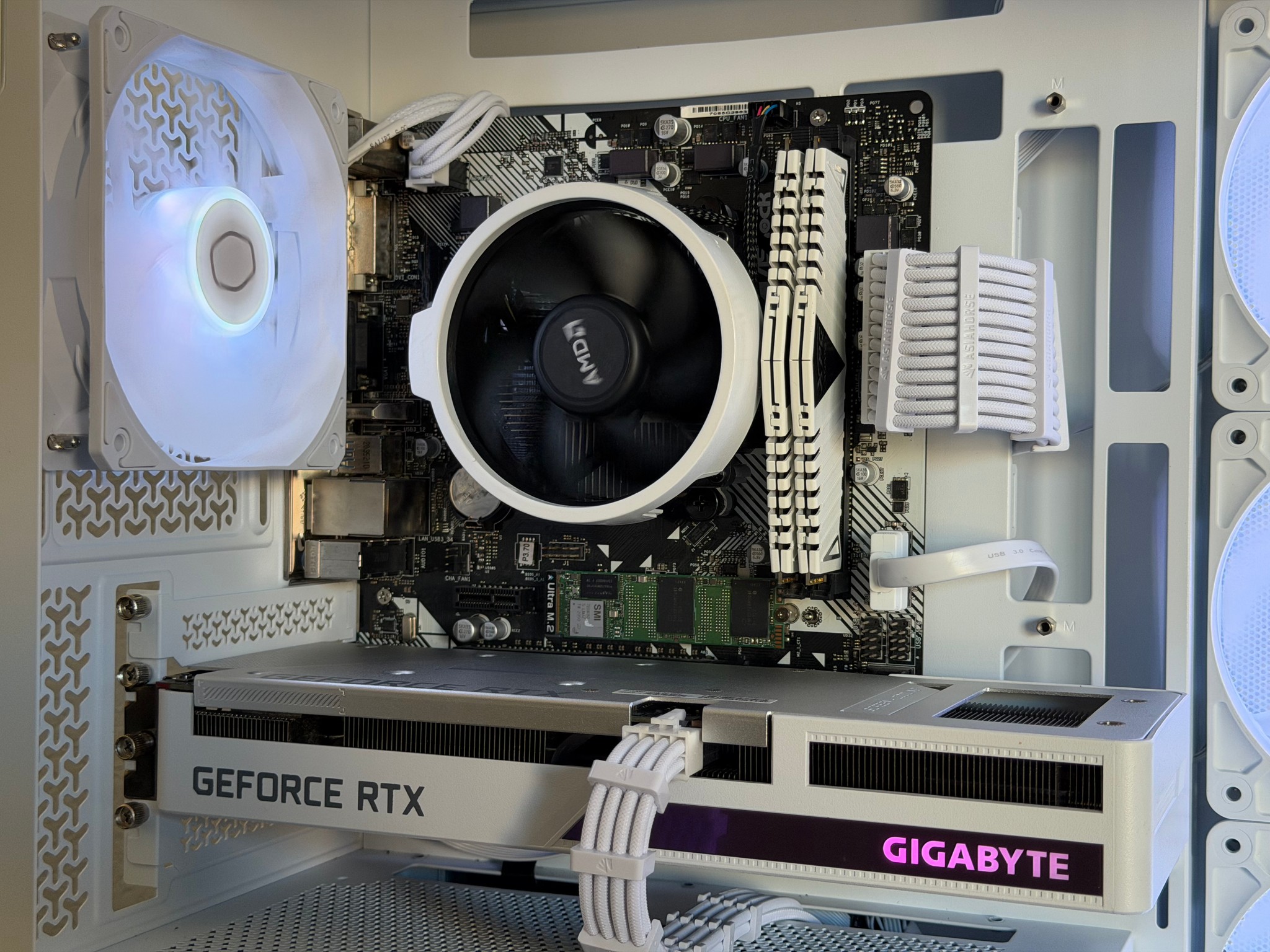 All White Gaming PC - RTX 3060 12GB | Ryzen 7 3700