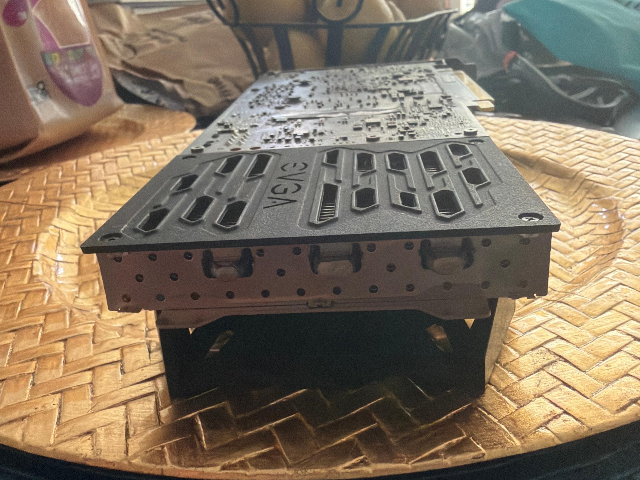 NVIDIA GeForce RTX 2060 - Image 4