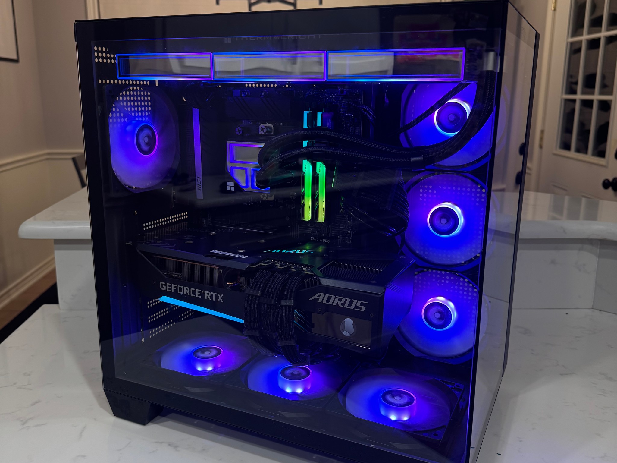 Gaming PC Intel i7-11700k / RTX 3070 TI / 1TB SSD / 16GB DDR4
