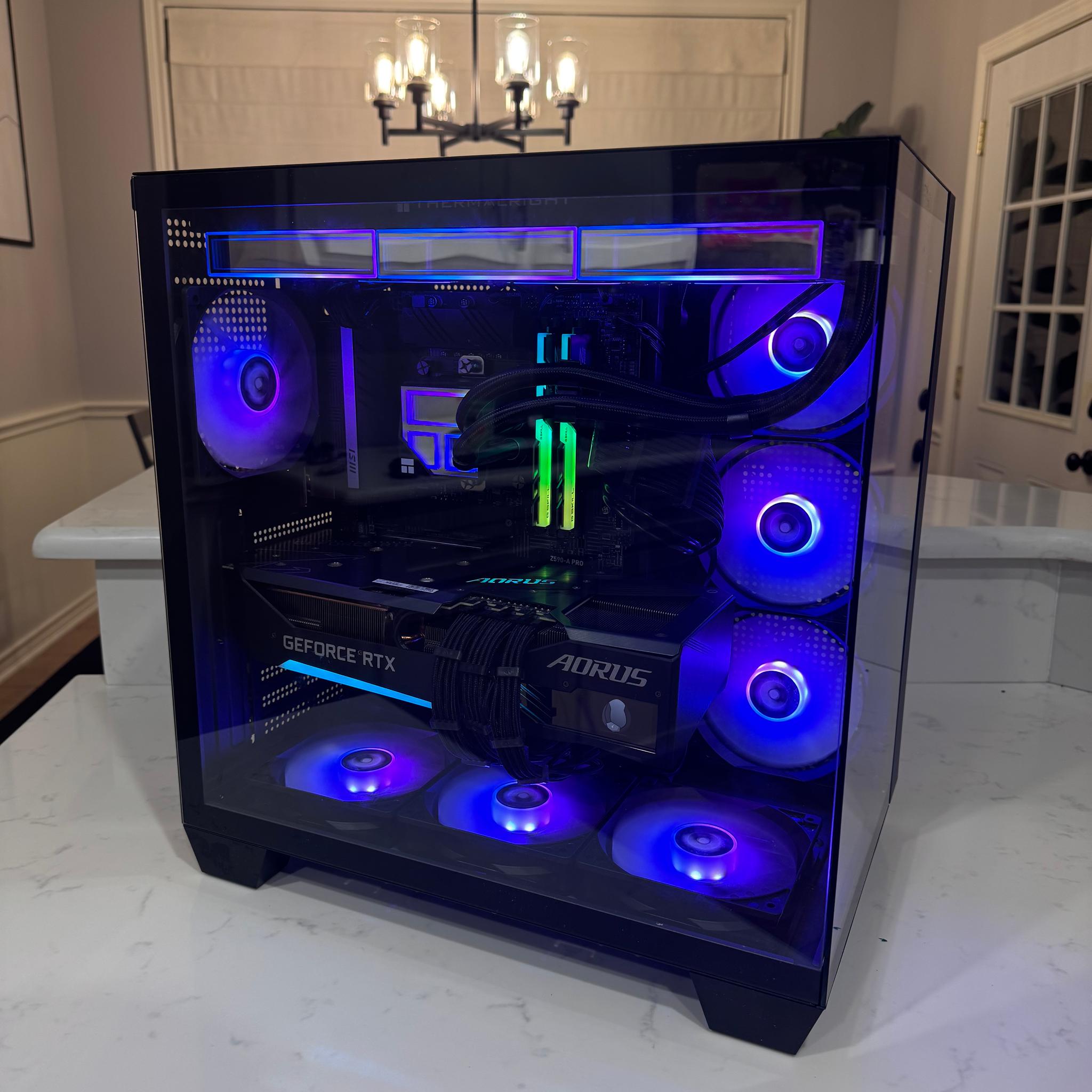 Gaming PC Intel i7-11700k / RTX 3070 TI / 1TB SSD / 16GB DDR4