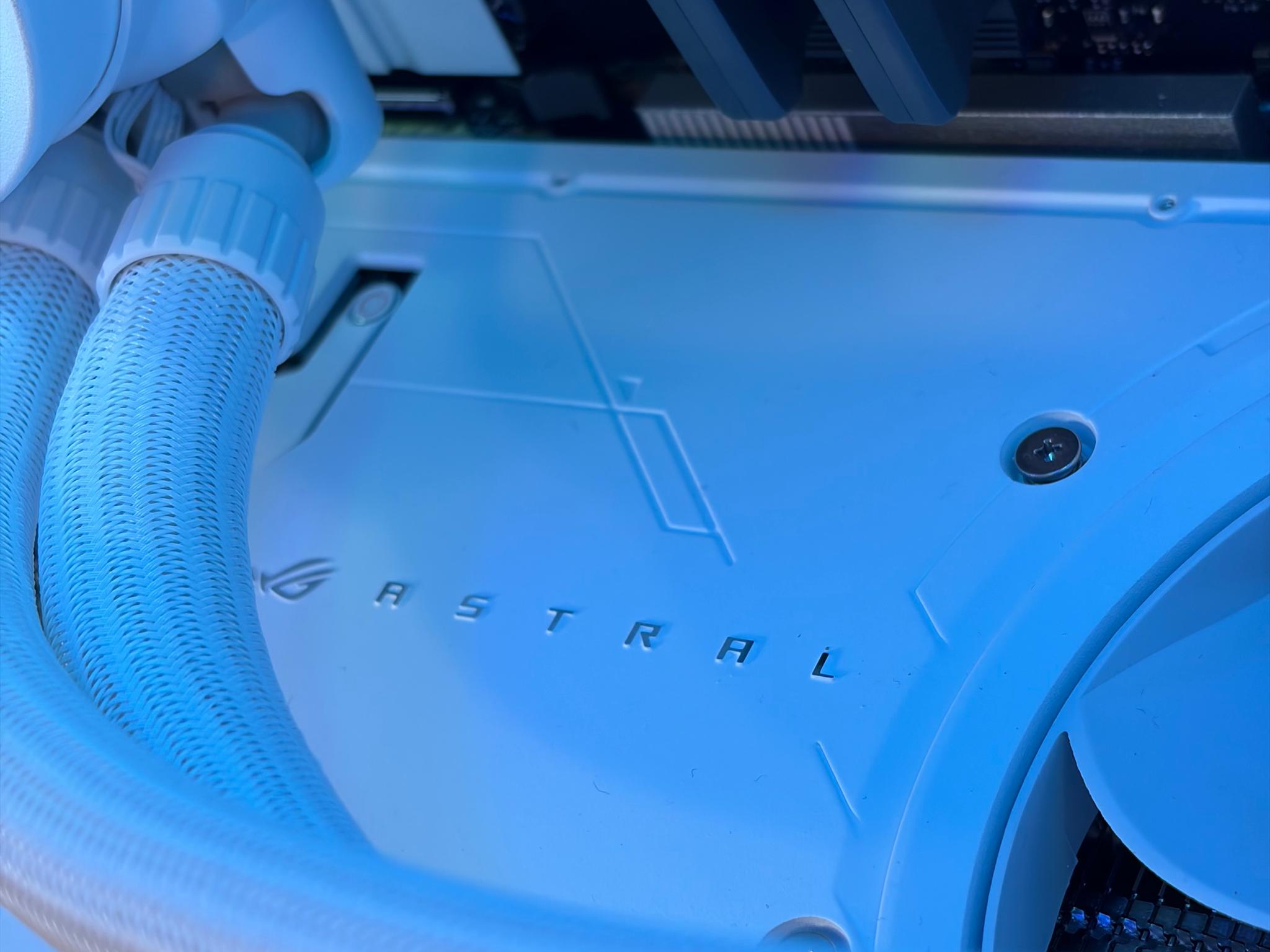 GeForce RTX 5090 Custom Gaming PC - Ryzen 7 9850X3D,