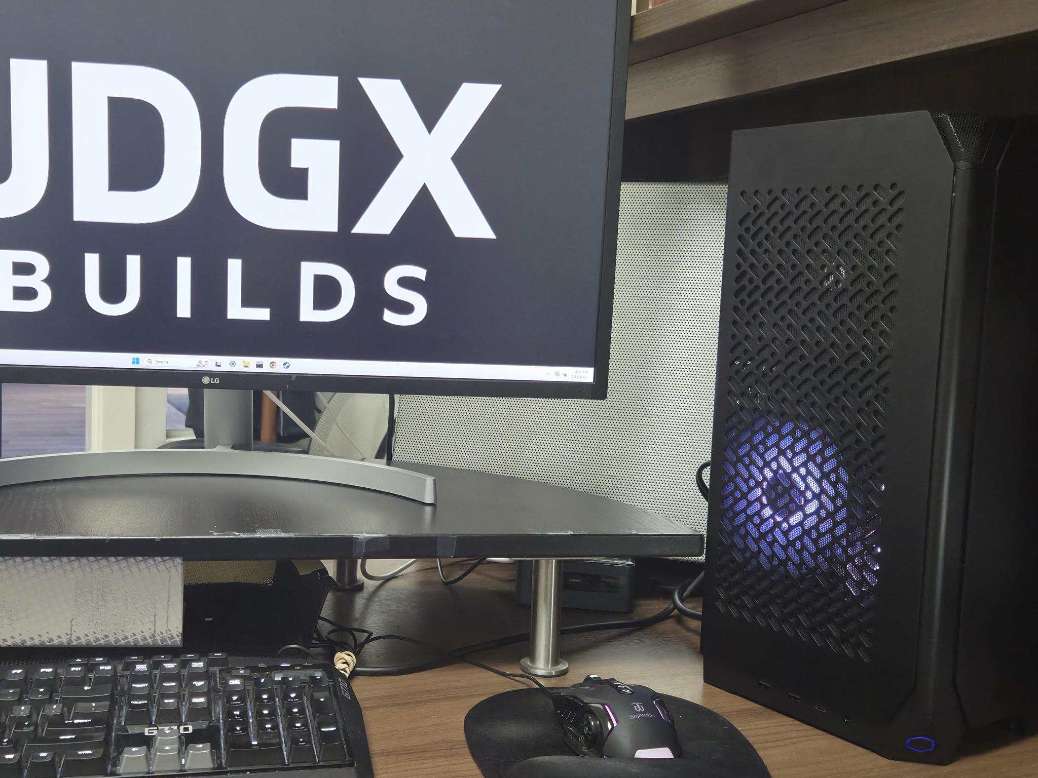 UDGX Shadowstrike RX 6800 - ARGB Stealth ITX