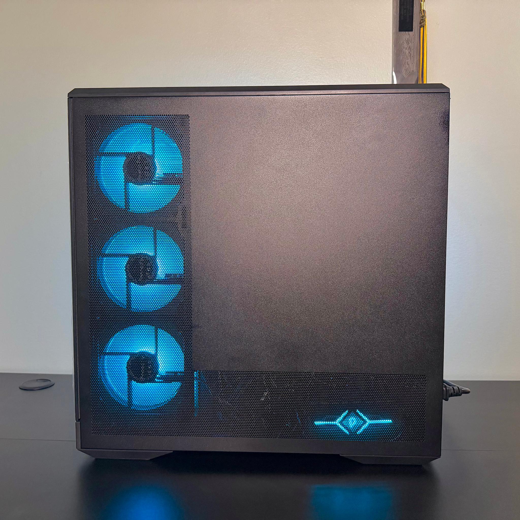 R7 7700X | 9060XT 16GB OC | 32GB DDR5 | 1TB Gen4 | LCD Screen Liquid Cooler Gaming PC