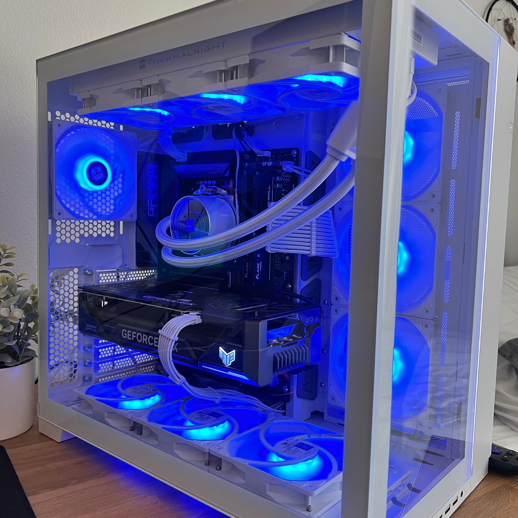 RTX 4070 TI | Ryzen 7 7700x | 32gb DDR5 | 1tb M.2 Gen4 | Gaming PC