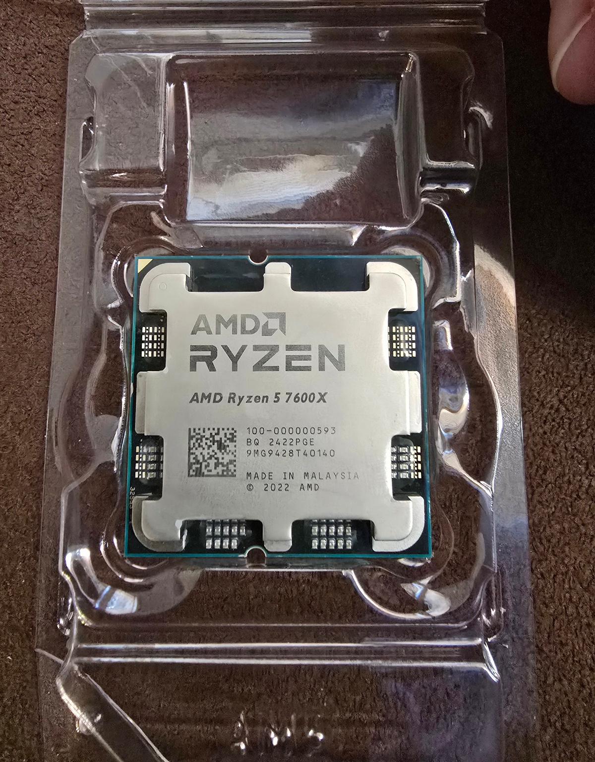 AMD Ryzen 5 7600x with ThermalRight Cooler