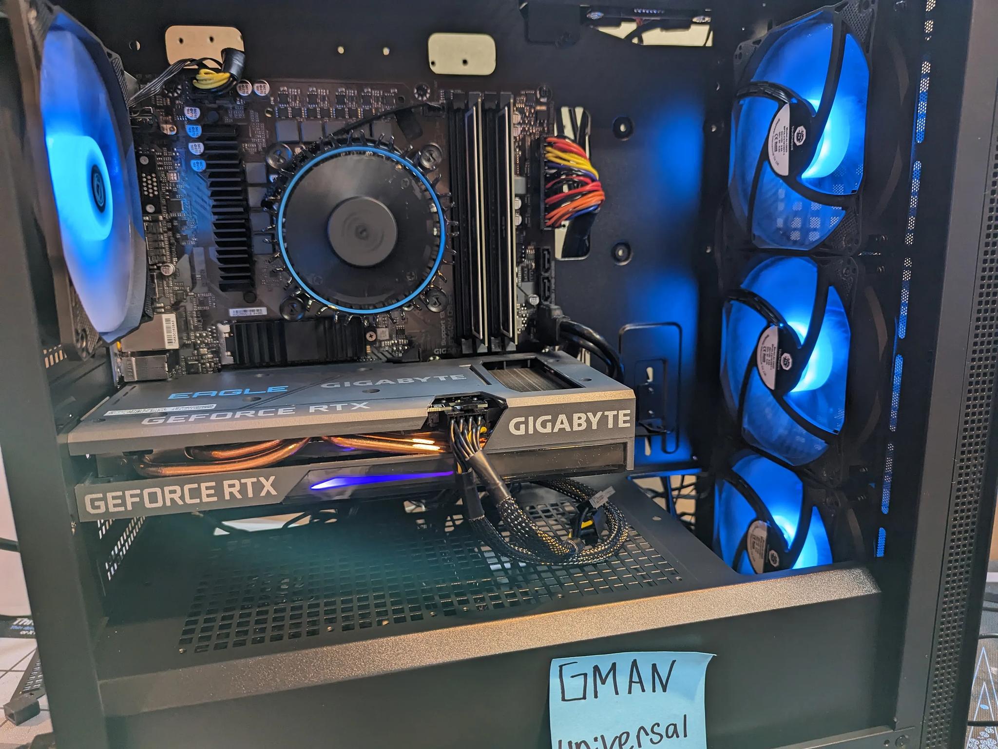 | Intel i3-13100 |RTX 3060 Gigabyte Eagle| 16GB DDR4 3200MHz|