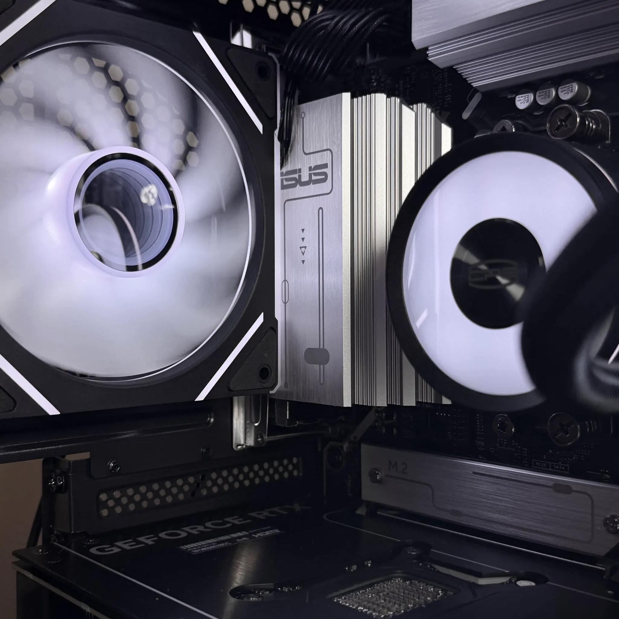 ⚪Ultra Panda| RTX 5070 Ryzen 5 7600x ⚪