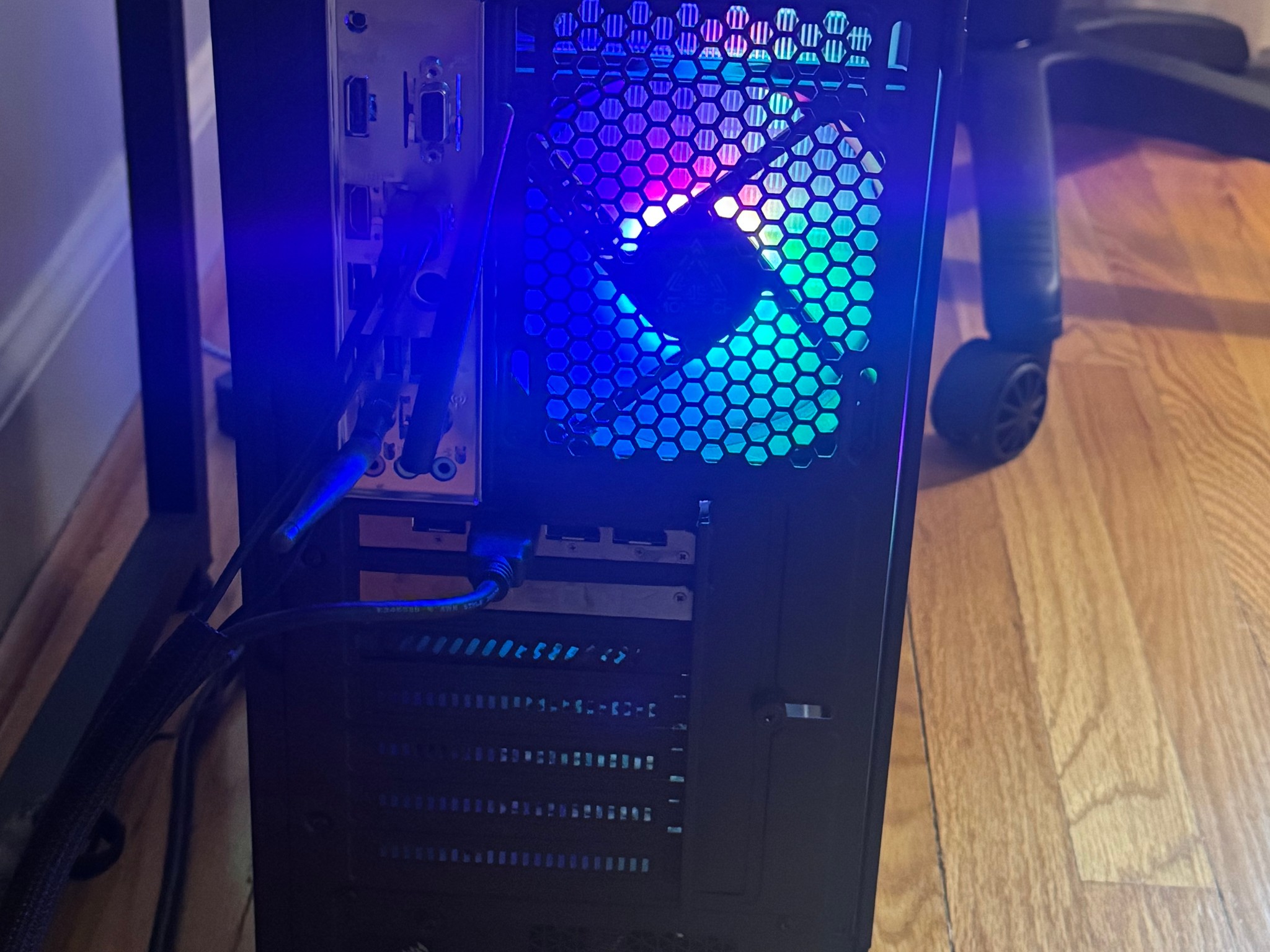 Radeon RX 6700 XT Custom Gaming PC - Ryzen 7 5700G