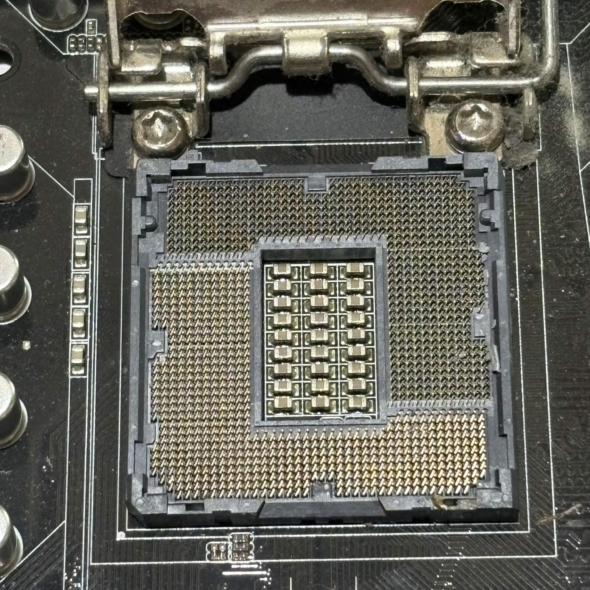 ASUS Z87-PRO LGA1150 Motherboard – Wi-Fi GO! – DDR3 – Tested Working – I/O Shield Included