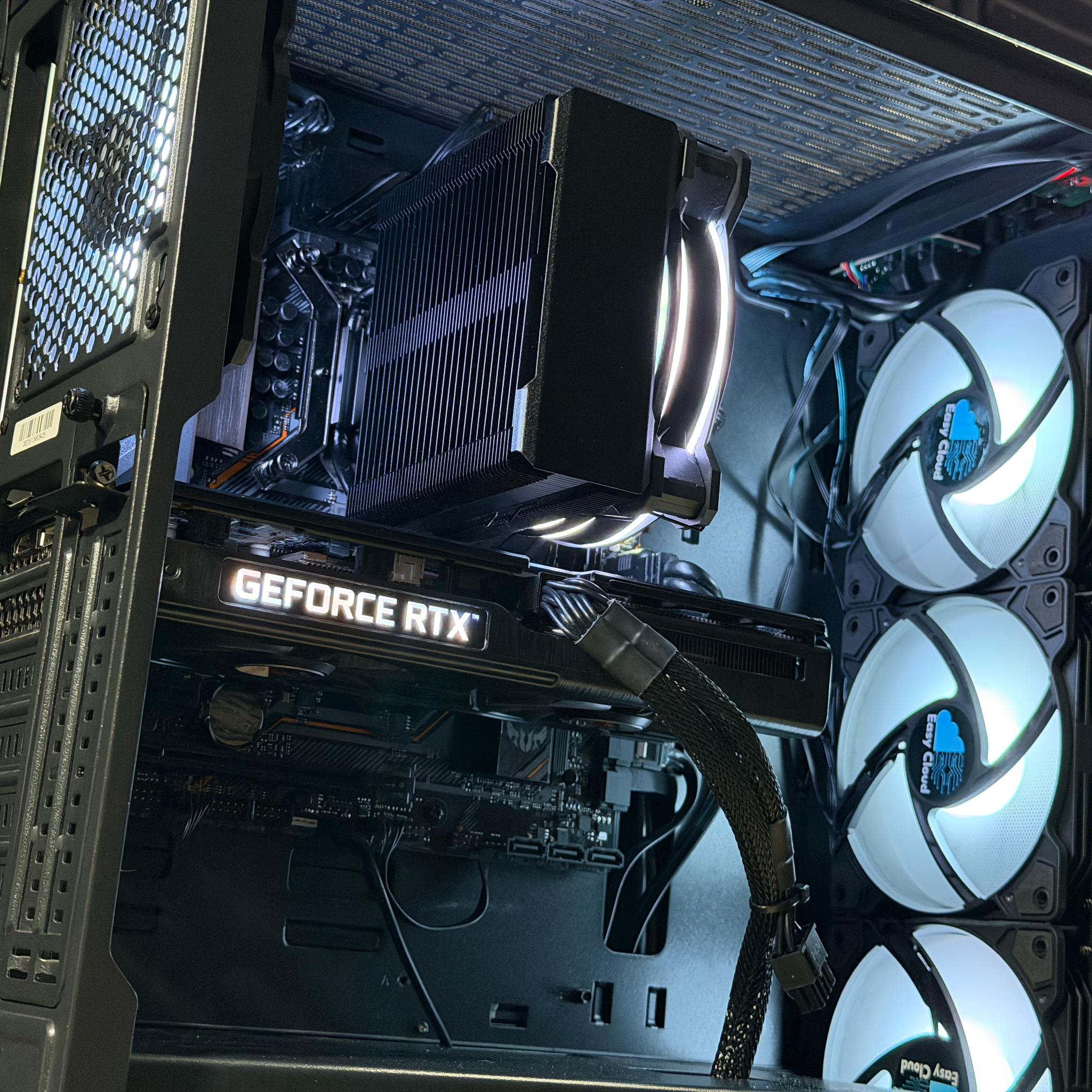 i5 10400F | RTX 3050 8GB | 16GB DDR4 | 240GB SSD + 1TB HDD