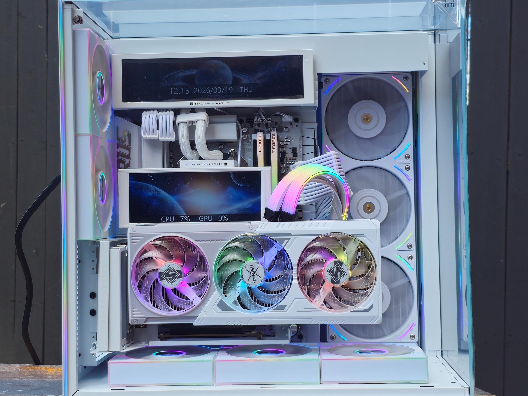 ☃️ High End Whiteout Gaming PC • AMD 9070XT • Ryzen 7 9850X3D • 32GB RAM • 2TB SSD • Plug n' Play