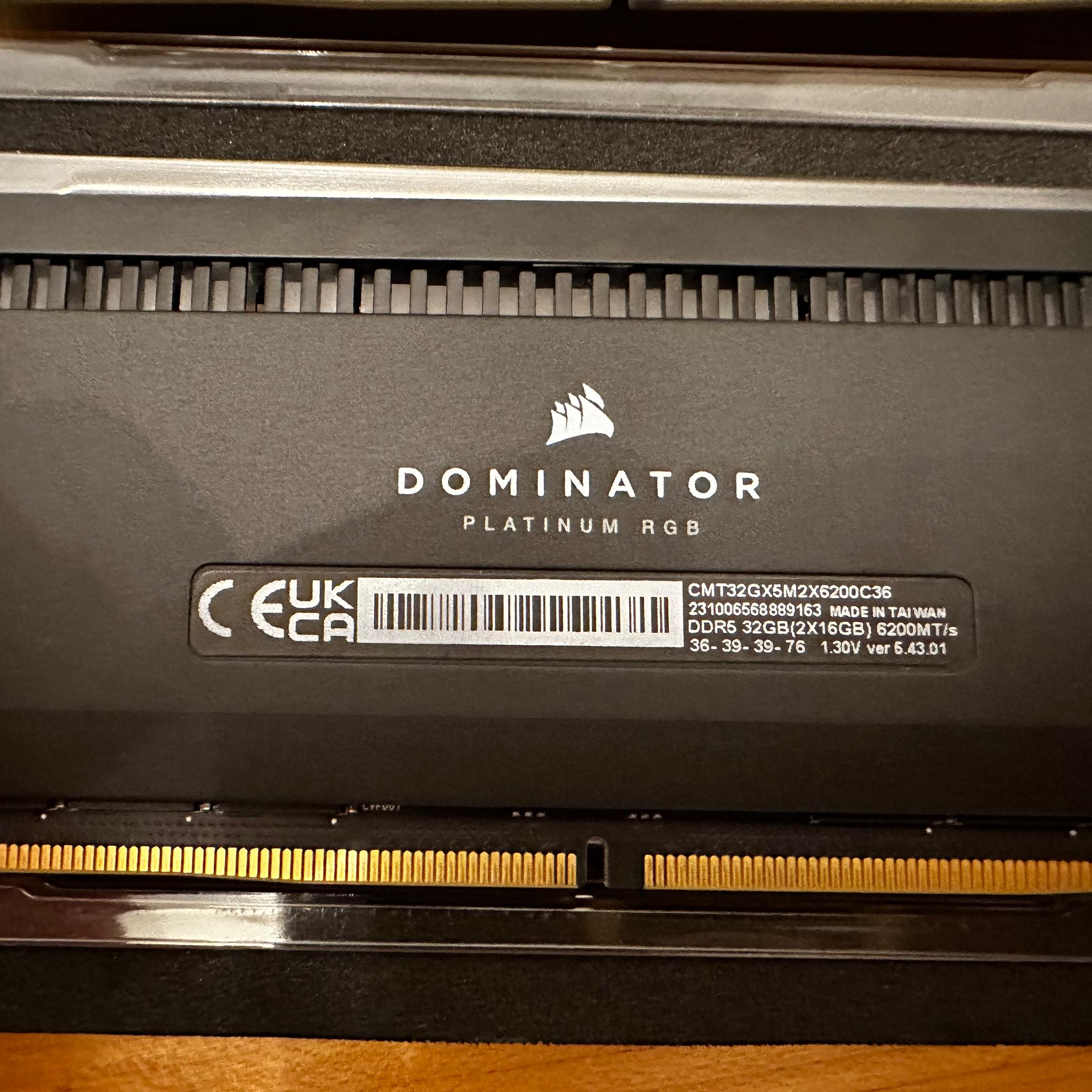 Corsair Dominator Platinum 2x16gb DDR5 6200cl36