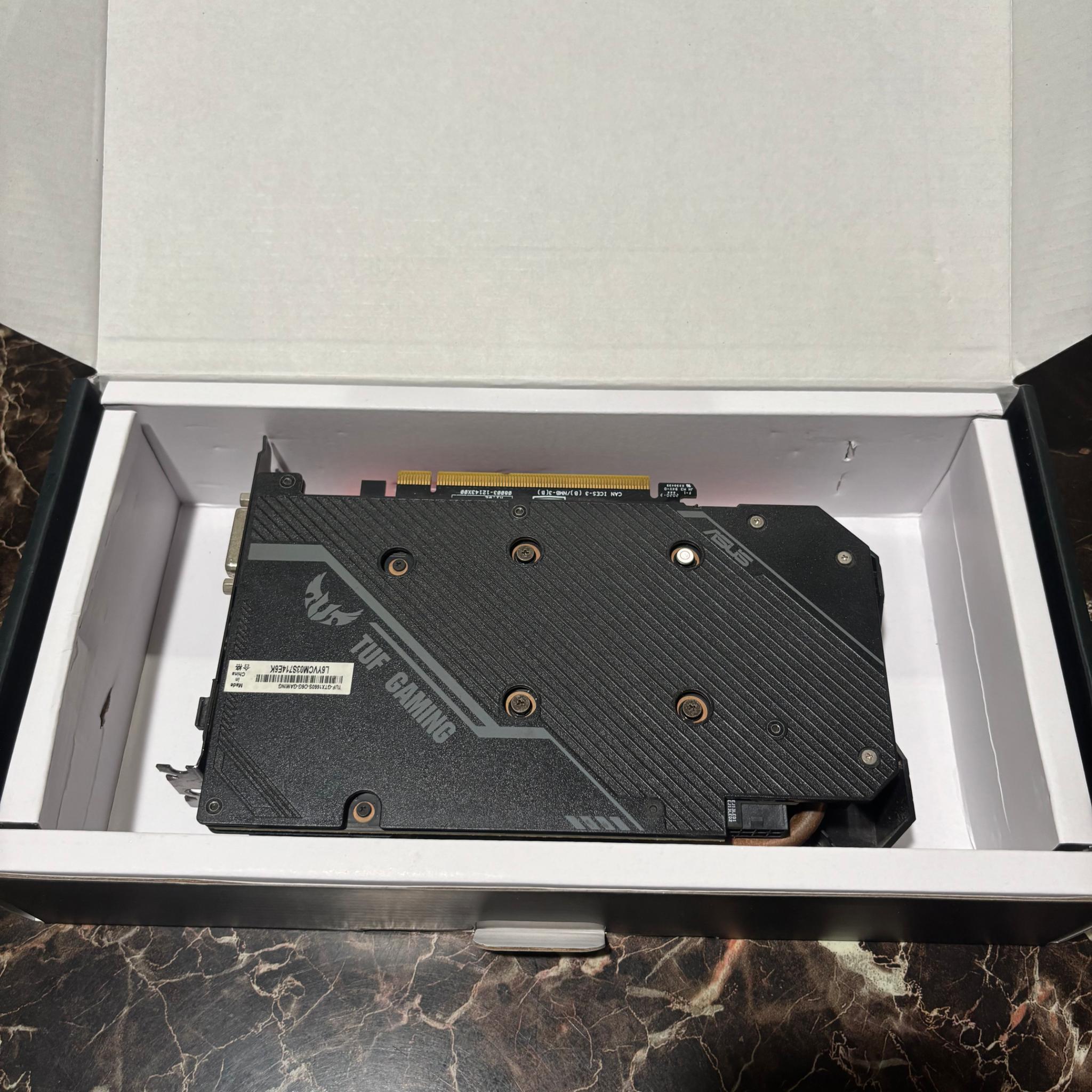 ASUS GTX 1660 SUPER 6GB