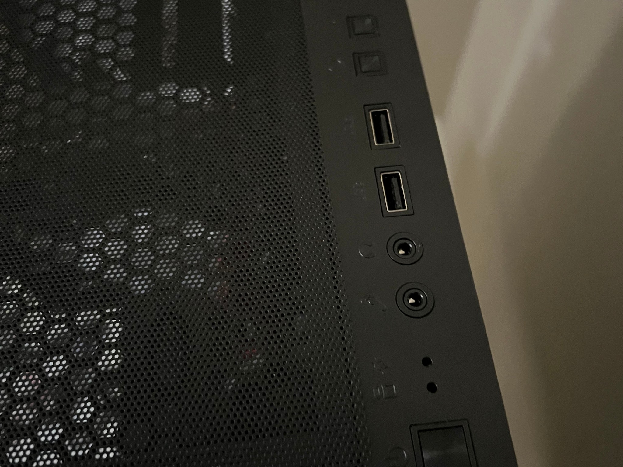 Gaming pc | Rx5700xt 8gb | i7 6700k 4.0ghz |16gb ddr4 3000mhz 1080p/1440p Performance mid-ranged