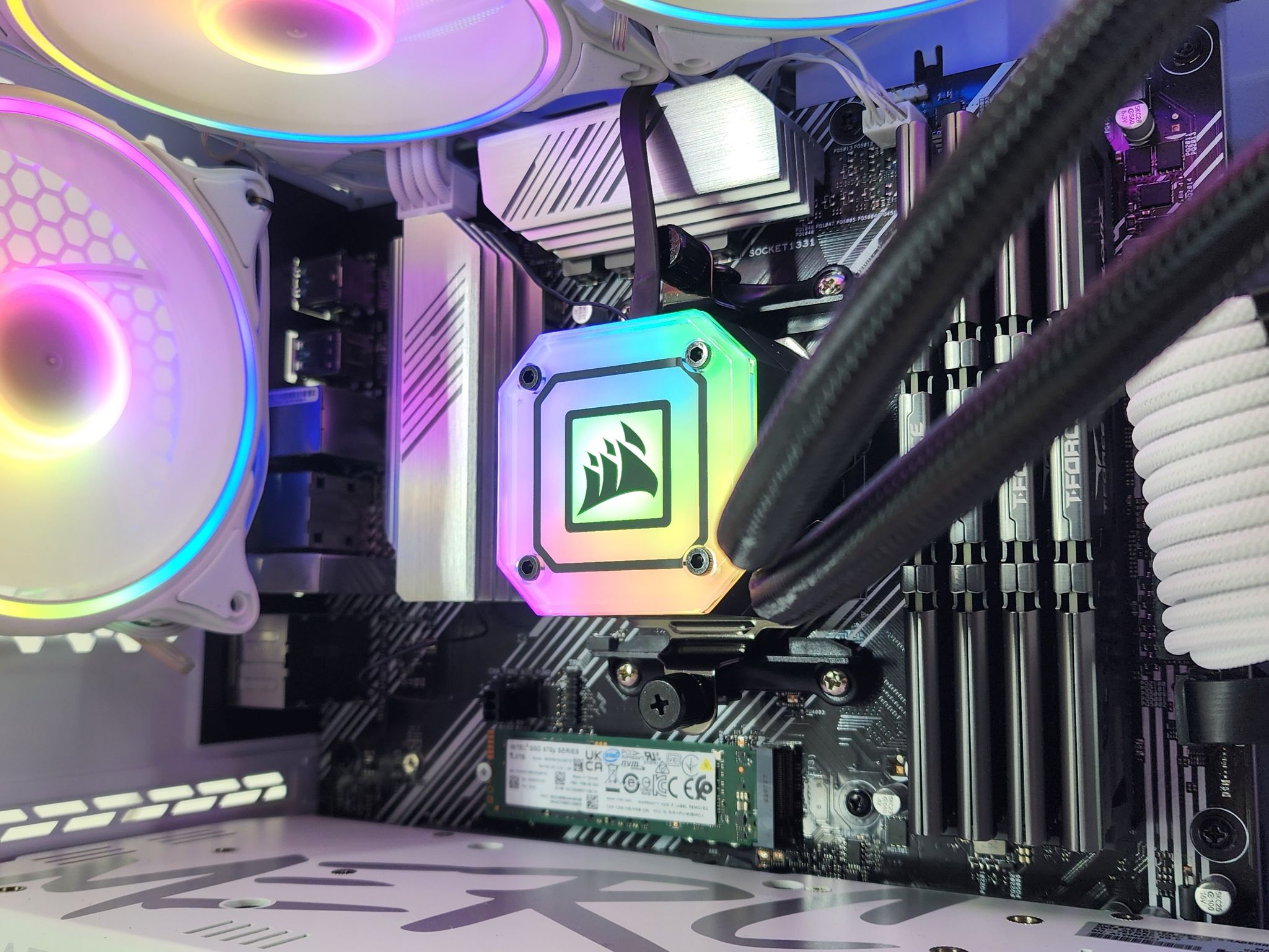 Gaming PC Ryzen 7 5700X3D 32GB RAM 2TB SSD RX 7900 XT 20GB Windows 11 Computer