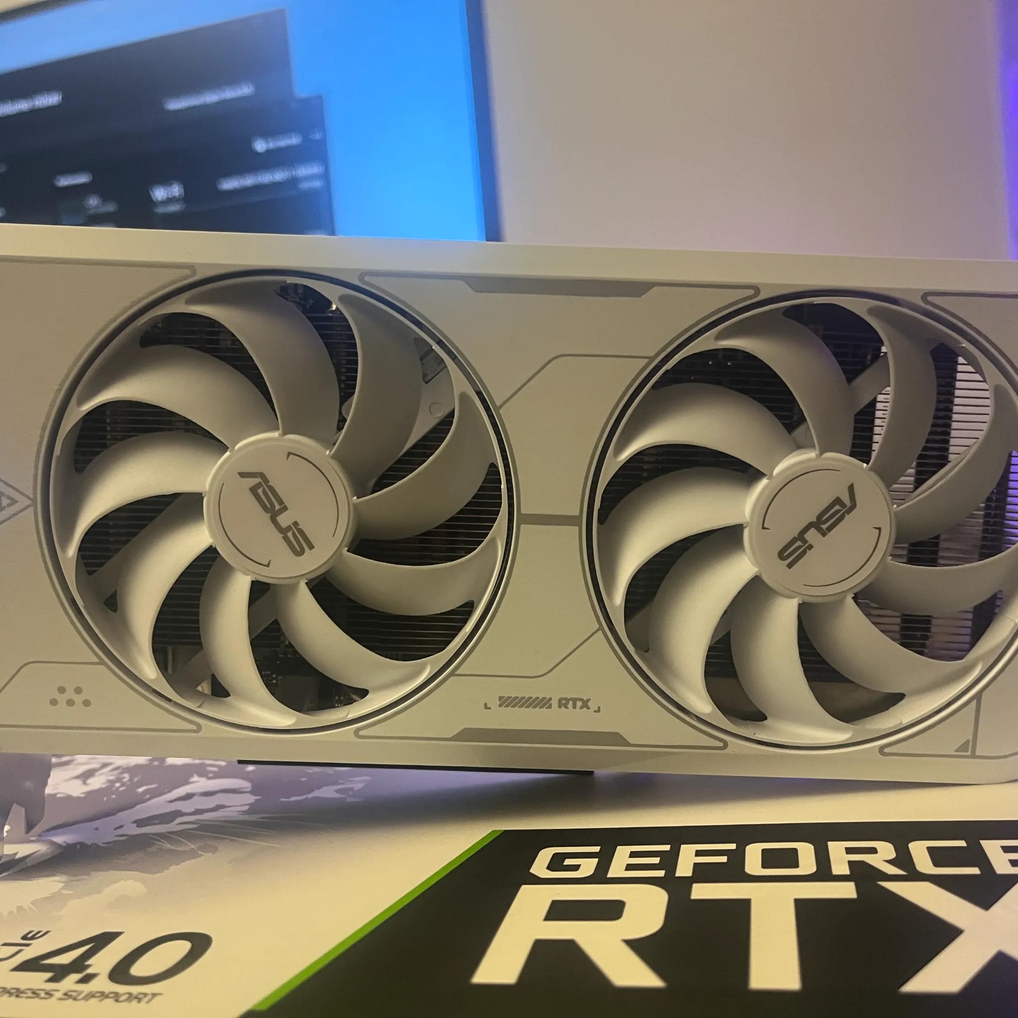 ASUS GeForce RTX 3060 Ti OC White Edition