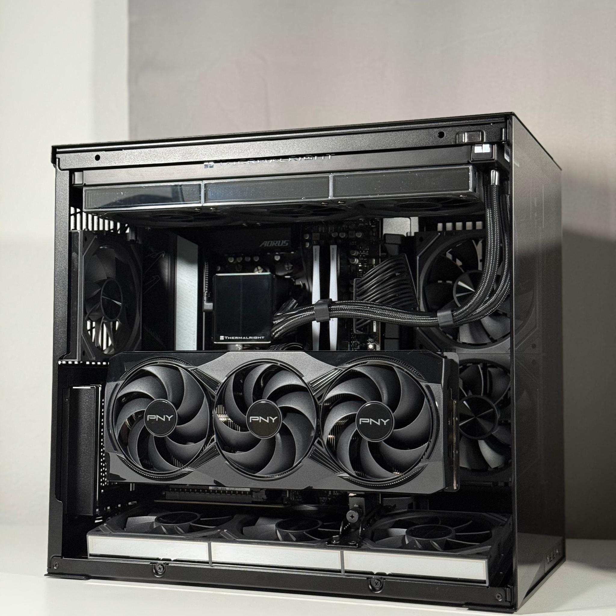 (9800X3D/5080) GAMING PC - Ryzen 7 9800X3D, Nvidia RTX 5080 16GB, 32GB DDR5, 2TB NVME, LCD AIO