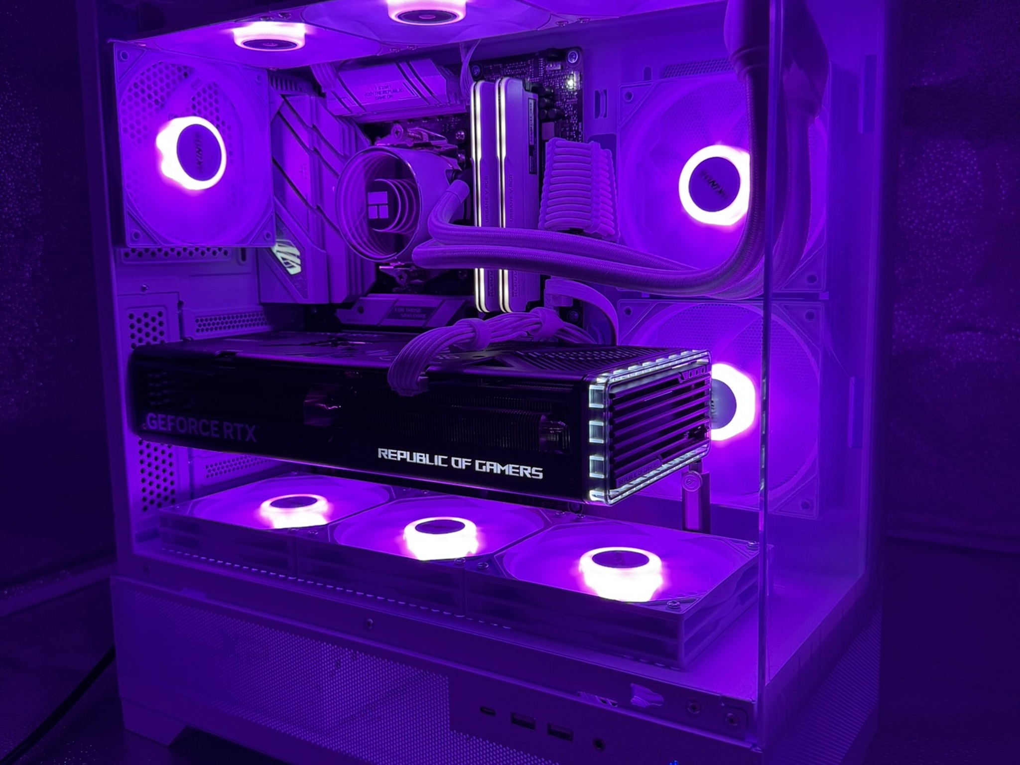 1440/4K Gaming Beast | ROG STRIX RTX 4070 Ti Super  | Ryzen 7800X3D | 32GB DDR5 | 4TB SSD| 1000w PSU