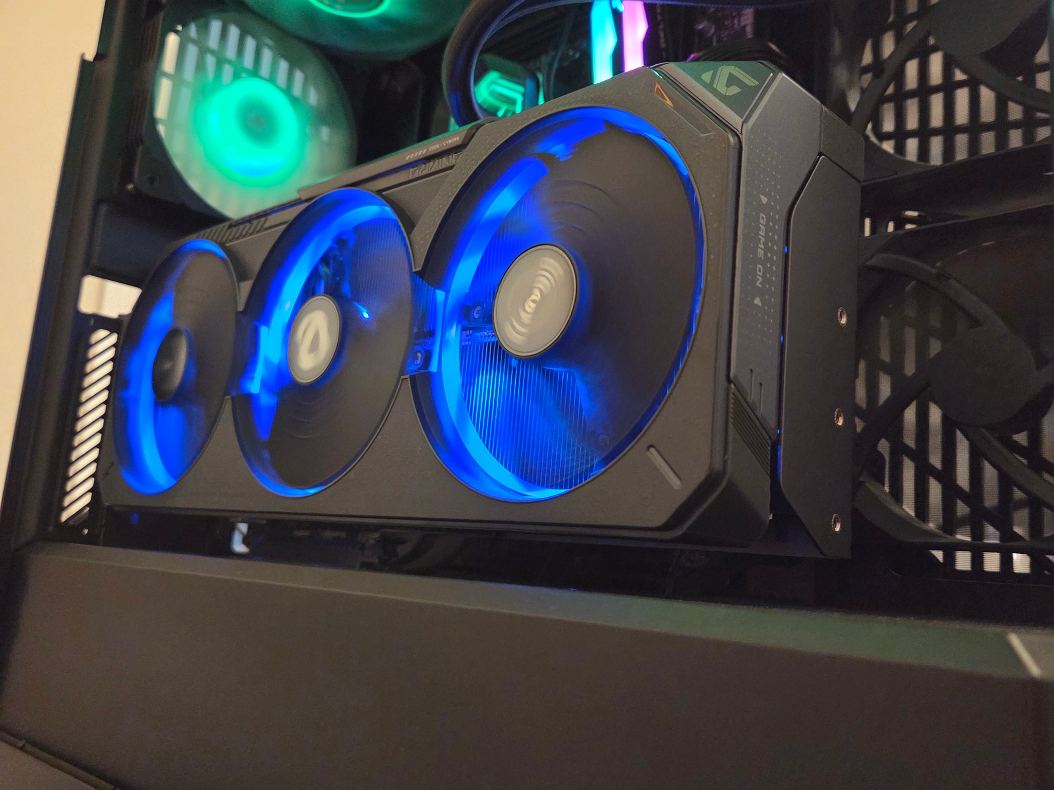 GeForce RTX 5070 Ti Custom Gaming PC - Ryzen 7 7700X