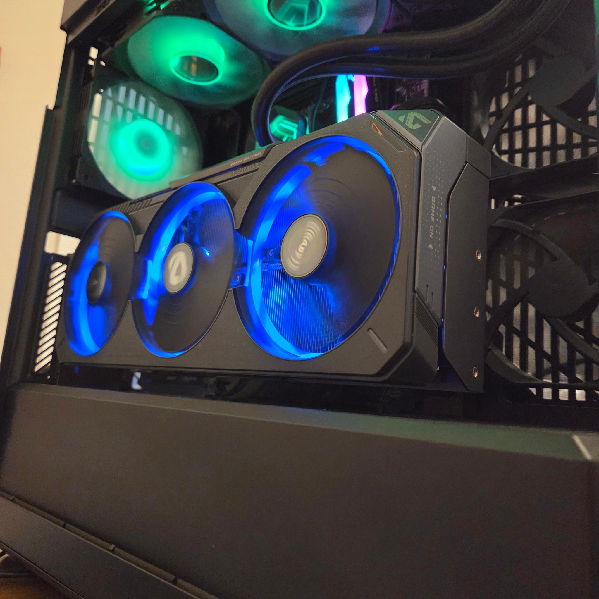 GeForce RTX 5070 Ti Custom Gaming PC - Ryzen 7 7700X