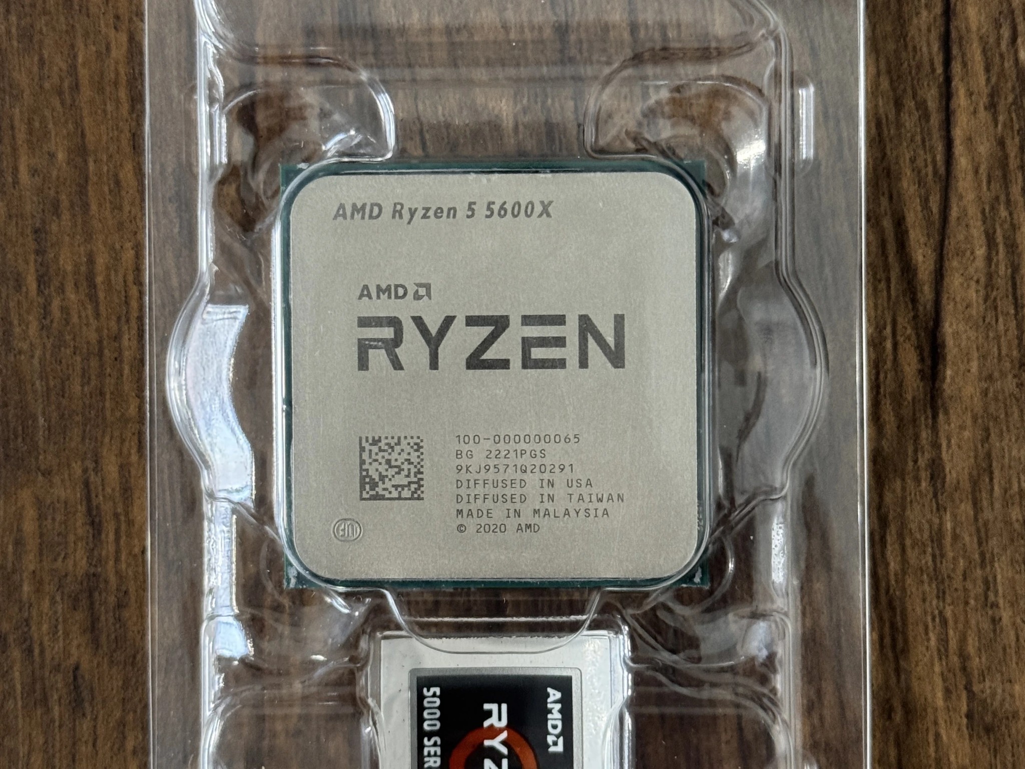 AMD Ryzen 5 5600X 6-core, 12-thread unlocked desktop processor with Wraith Stealth cooler