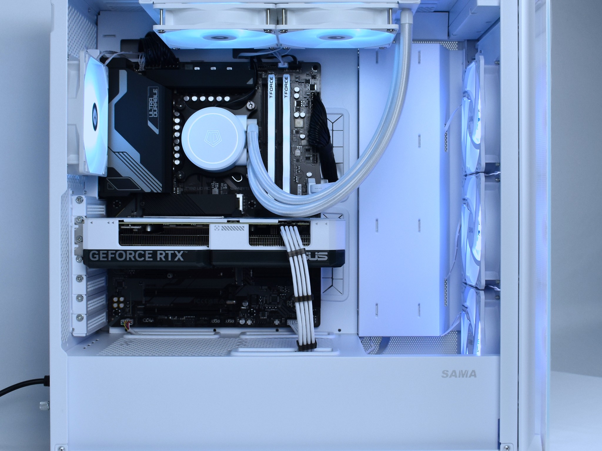 🧊ICE🧊 1440p Gaming & Streaming PC + Keyboard | Intel 12600KF, NVIDIA RTX 4070, 1TB SSD, 32G DDR5