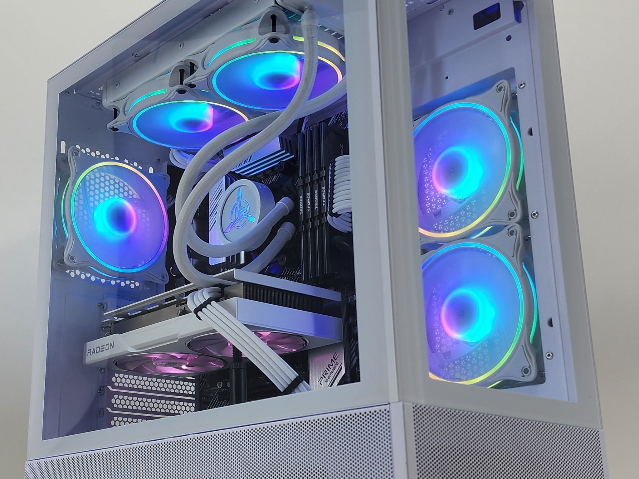 Gaming PC Ryzen 5 5500 32GB RAM 1TB SSD RX 6650 XT 8GB Windows 11 Computer