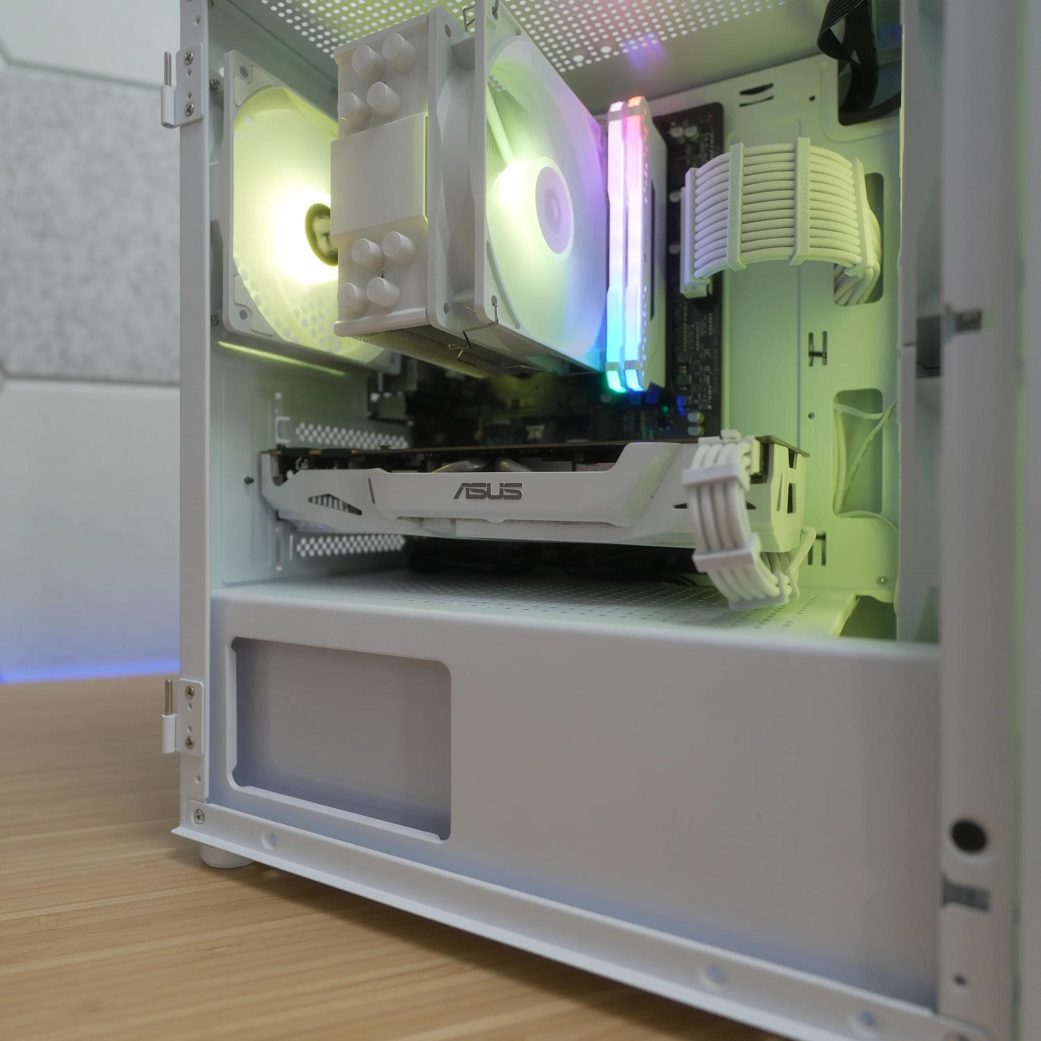 White Gaming PC (Ryzen 7 + Gtx 1070