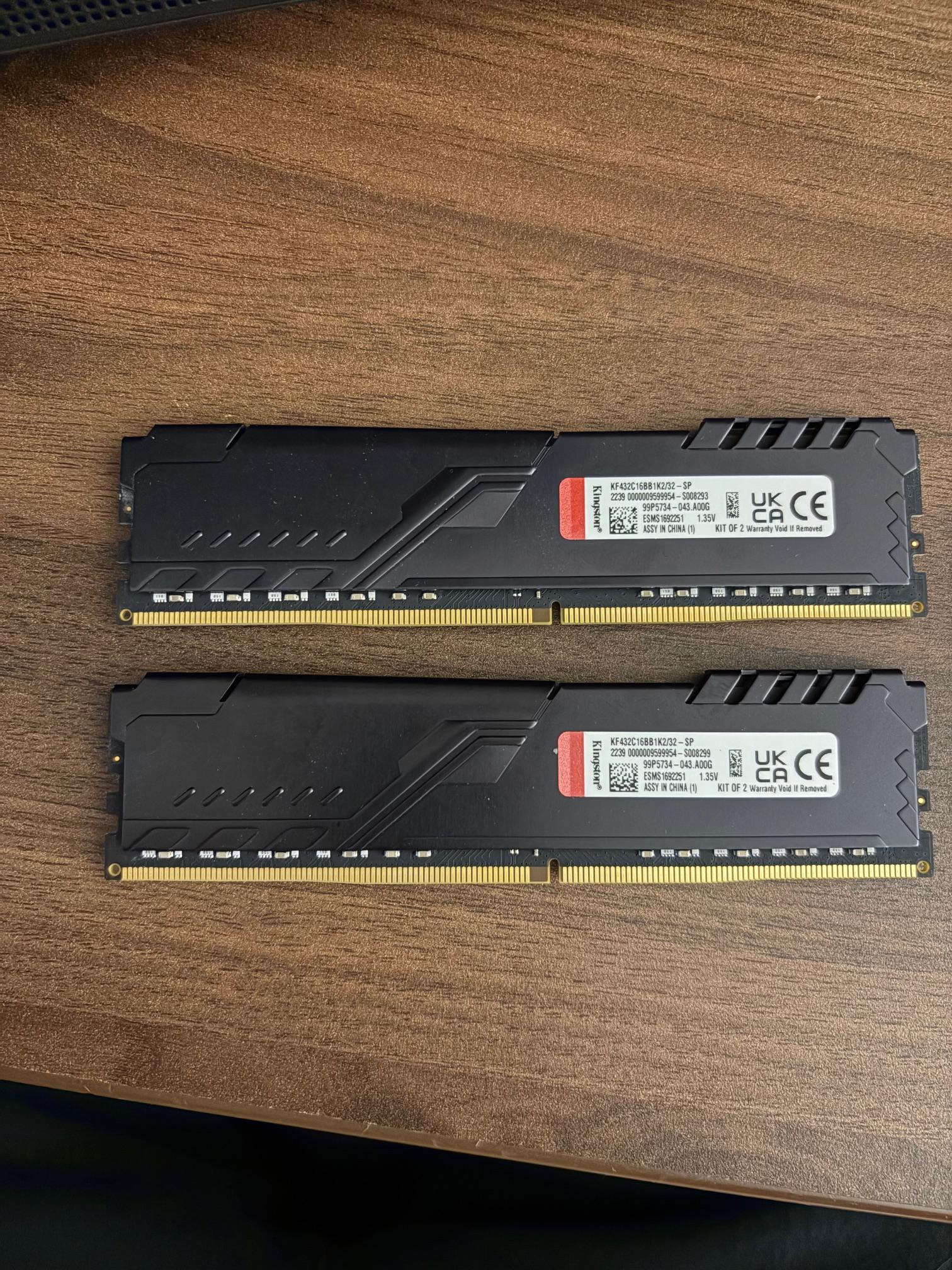 32GB (2 x 16GB) Kingston Fury Beast DDR4 3200MHz