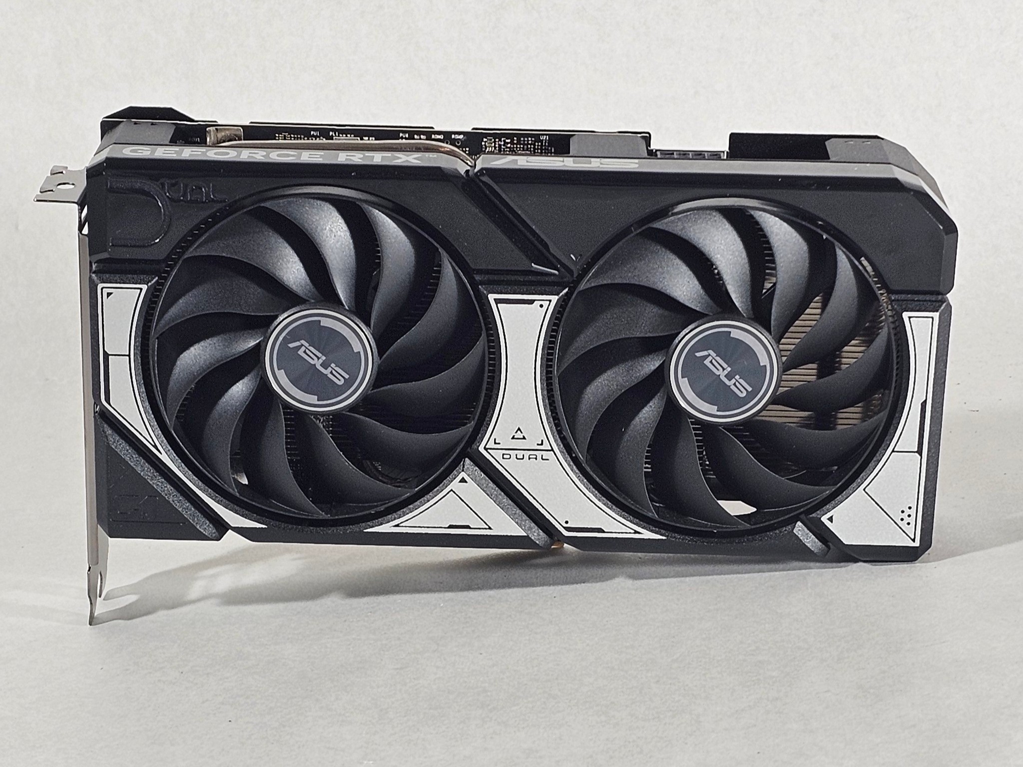 RTX 5060 Ti ASUS Dual 16GB