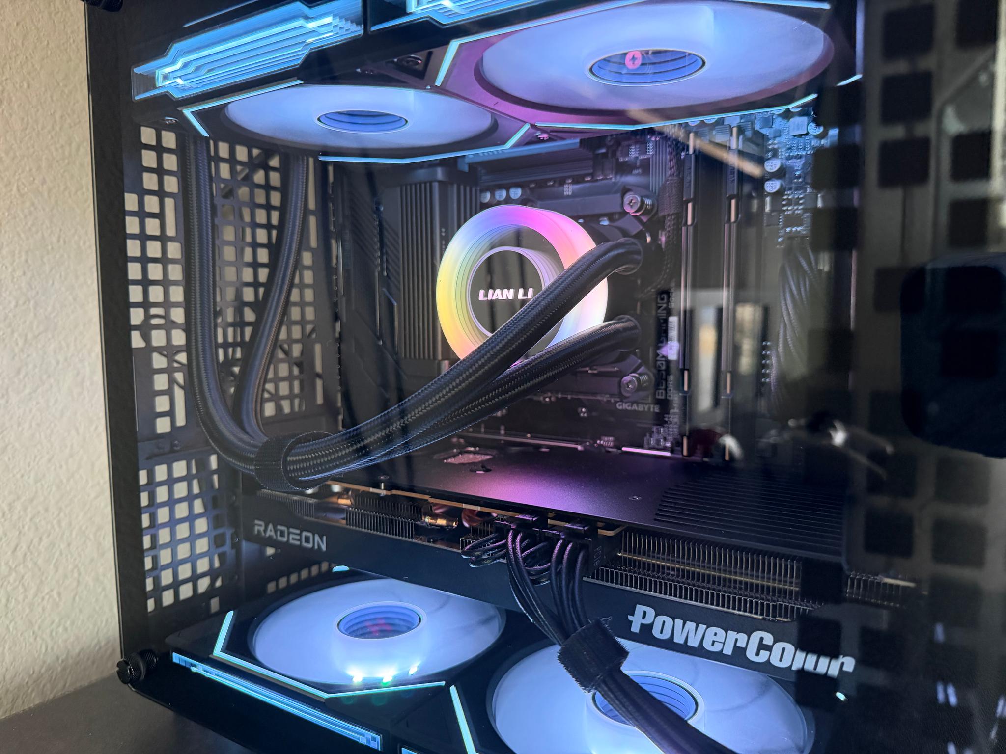 7600x3d/9070xt Micro Gaming PC