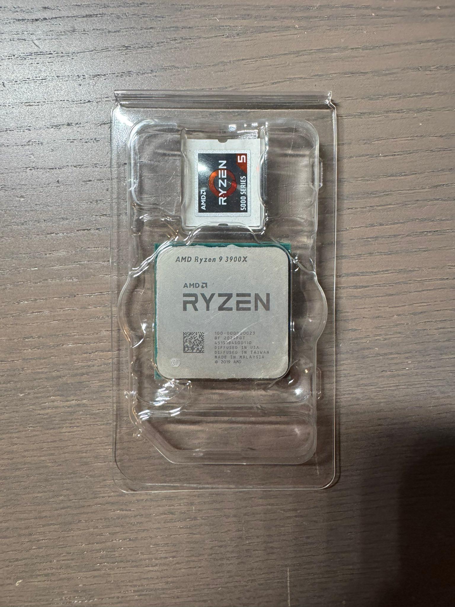 AMD Ryzen 9 3900X 12-core 3.8 GHz Socket AM4 Desktop Processor