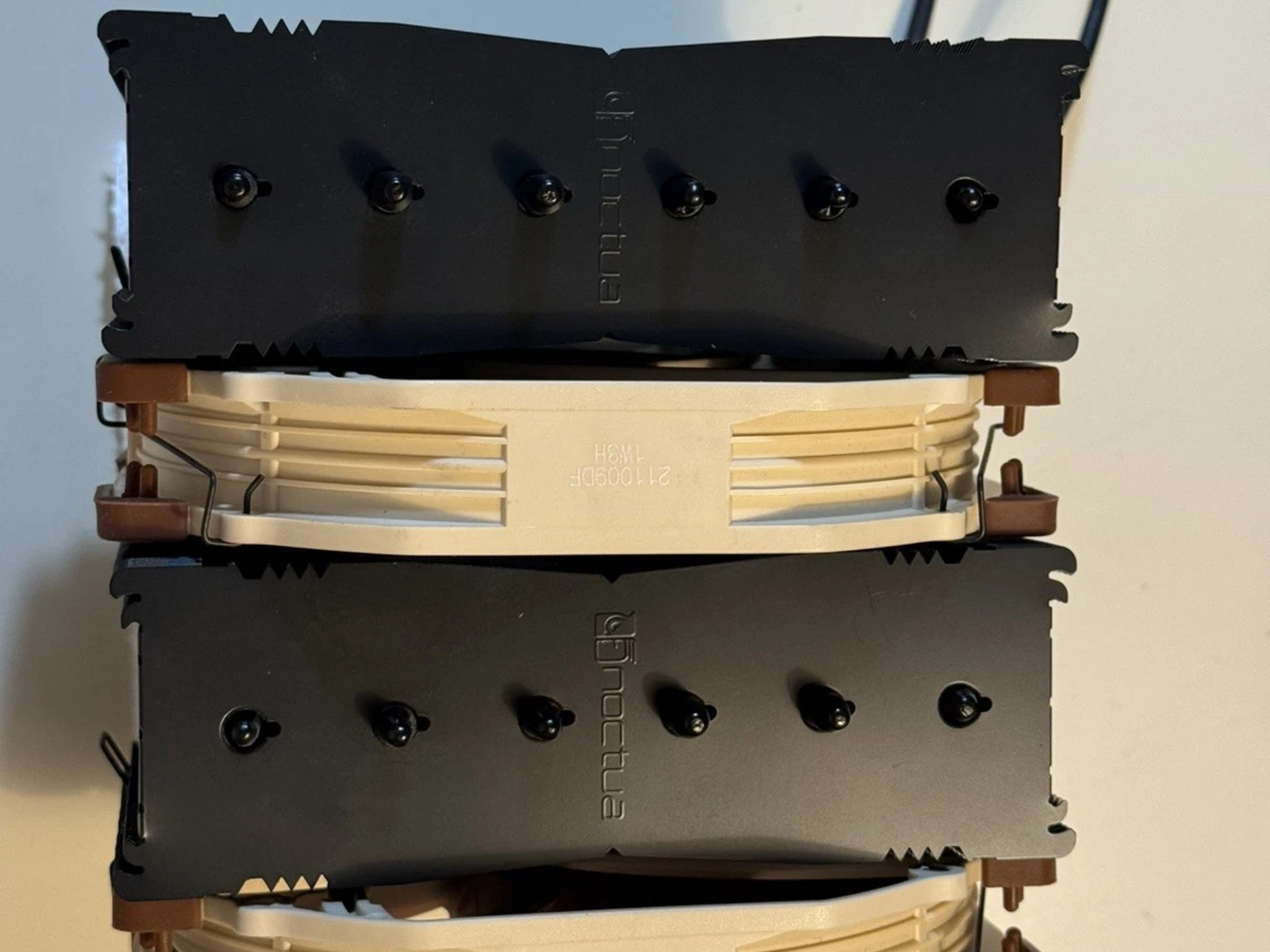 Noctua NH-D15 Premium CPU Cooler with 2x NF-A15 PWM Fans