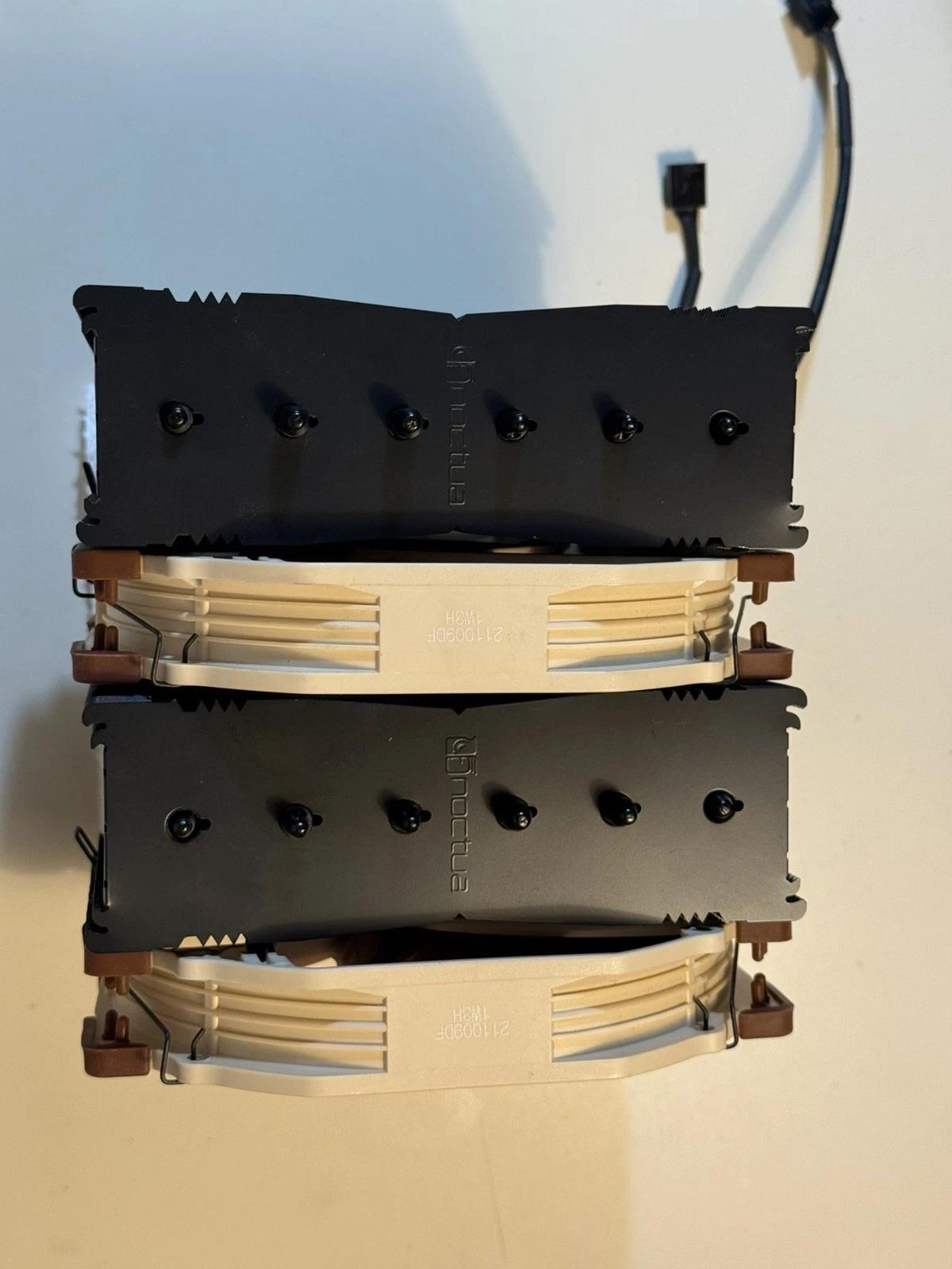 Noctua NH-D15 Premium CPU Cooler with 2x NF-A15 PWM Fans