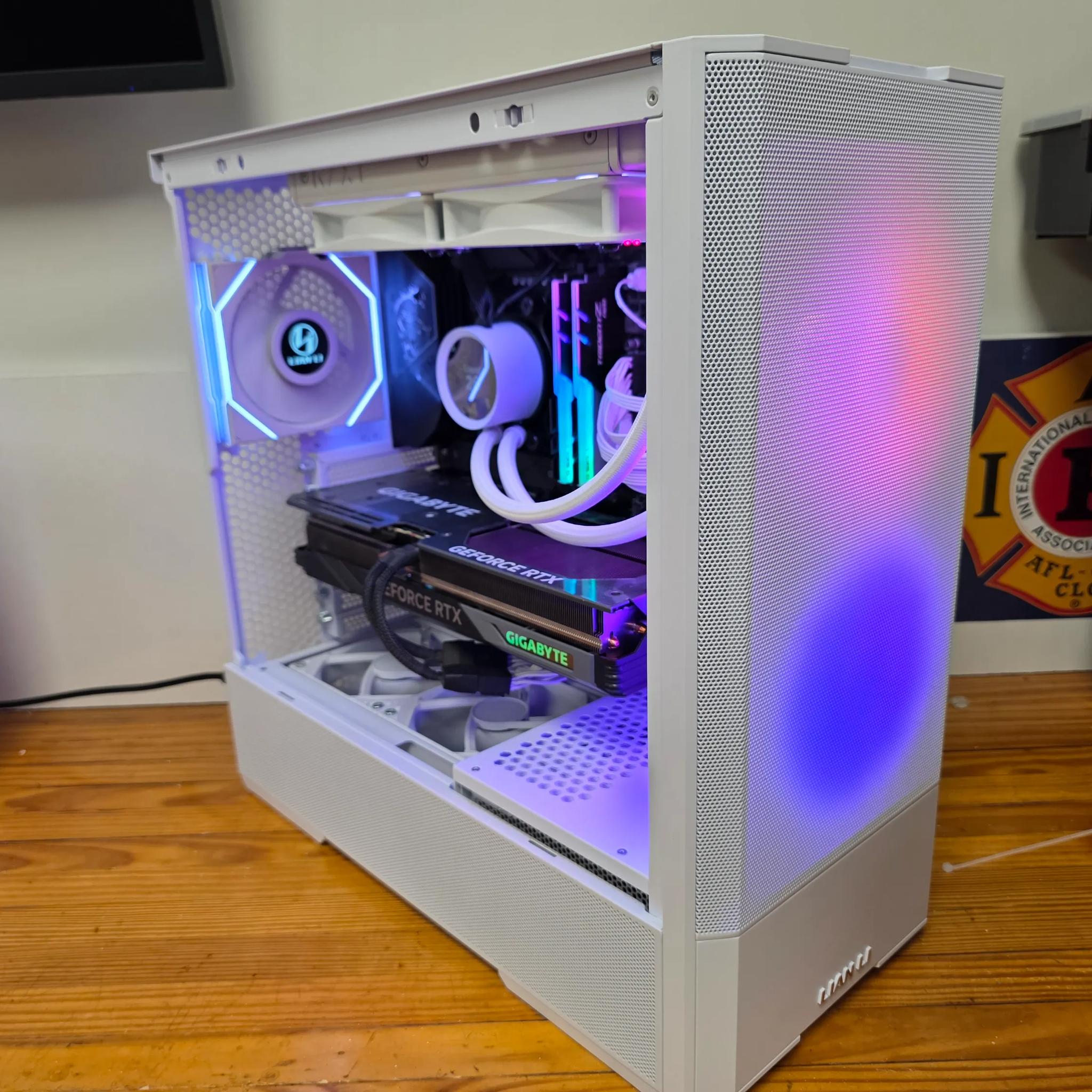 4070Ti / Ryzen Gaming PC Computer (4070 TI 12gb, Ryzen 5900x, 32gb DDR4)