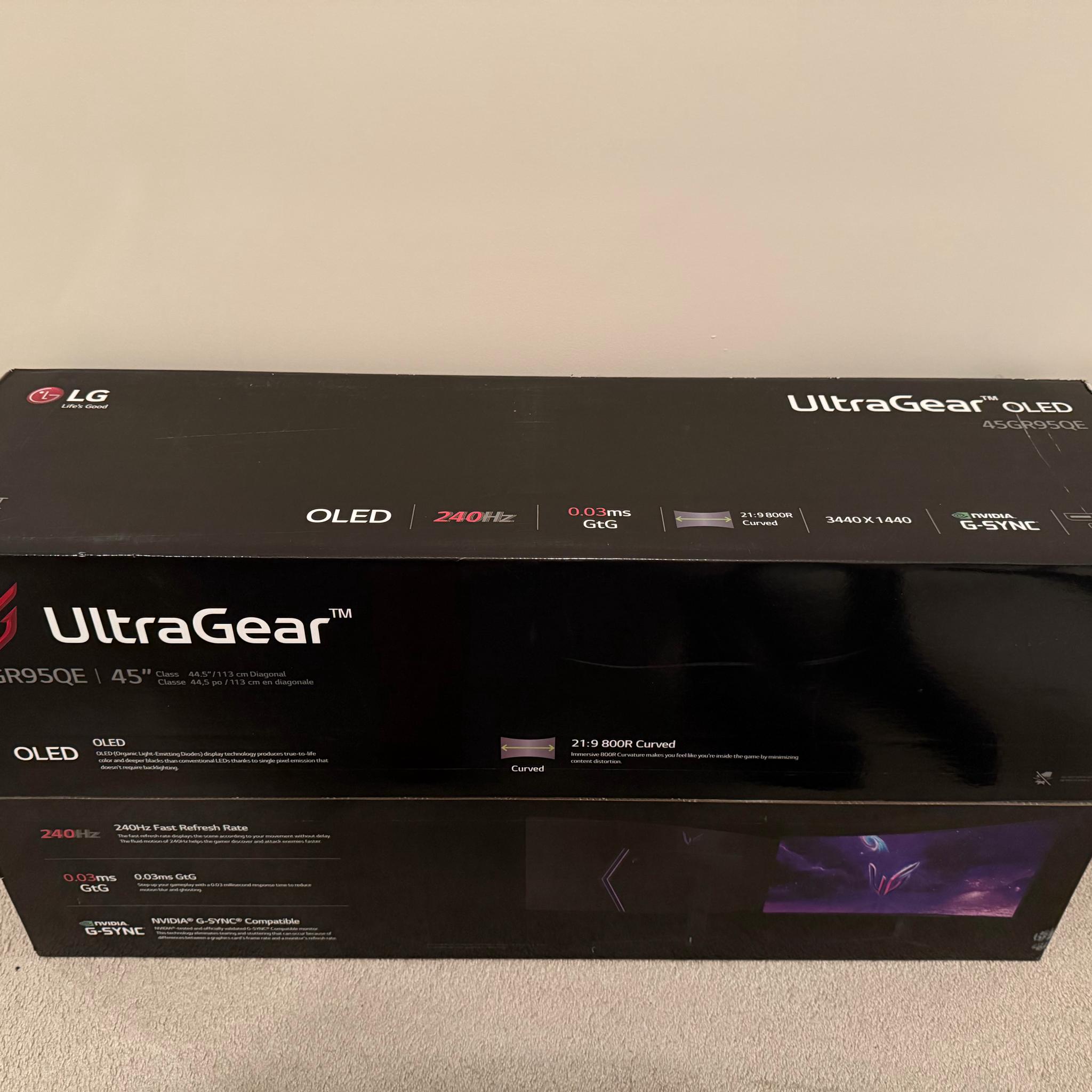 45GR95QE LG UltraGear™ 45 Inch OLED Curved Gaming Monitor WQHD 1440P with 240Hz 0.03ms Response Time