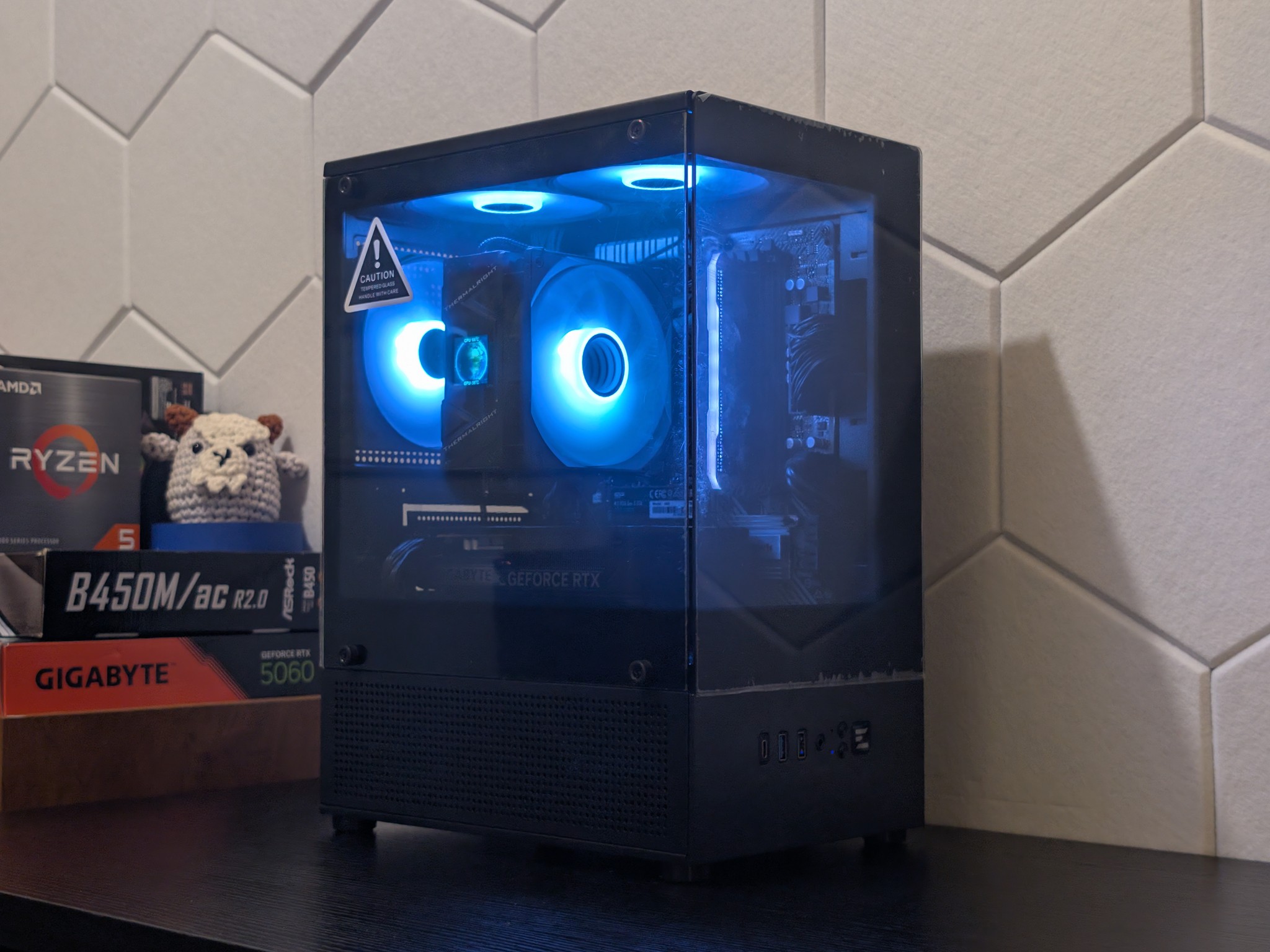 🐈‍⬛🔥1440p Gaming Beast | RTX 5060 | Ryzen 5500 | 1TB SSD | 16GB RAM | WiFi & Bluetooth🔥🐈‍⬛