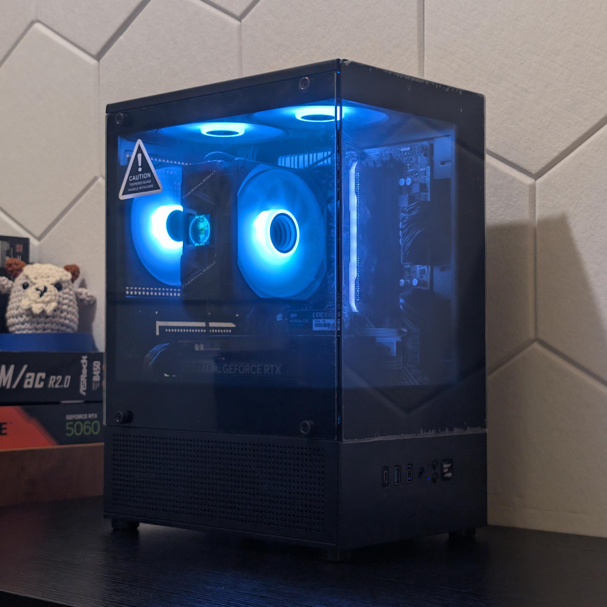 🐈‍⬛🔥1440p Gaming Beast | RTX 5060 | Ryzen 5500 | 1TB SSD | 16GB RAM | WiFi & Bluetooth🔥🐈‍⬛