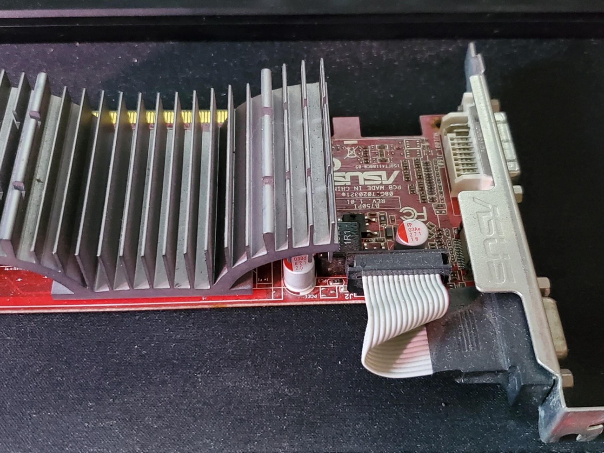 ASUS EAH4350 Silent Graphics Card