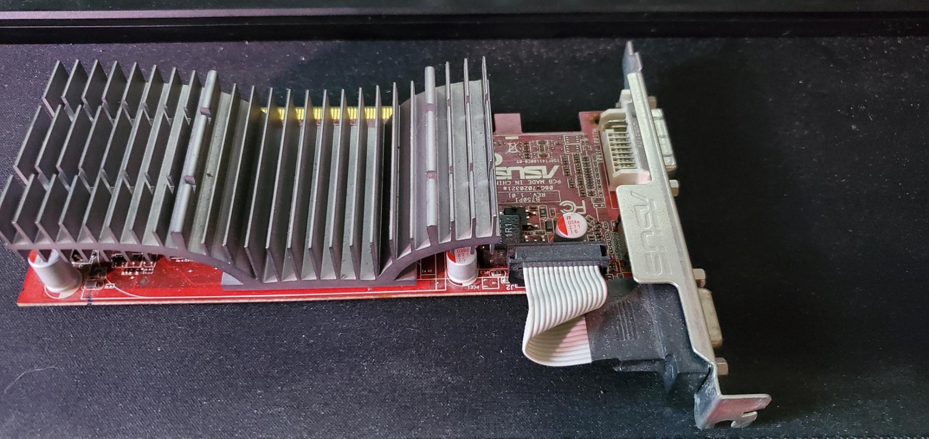 ASUS EAH4350 Silent Graphics Card