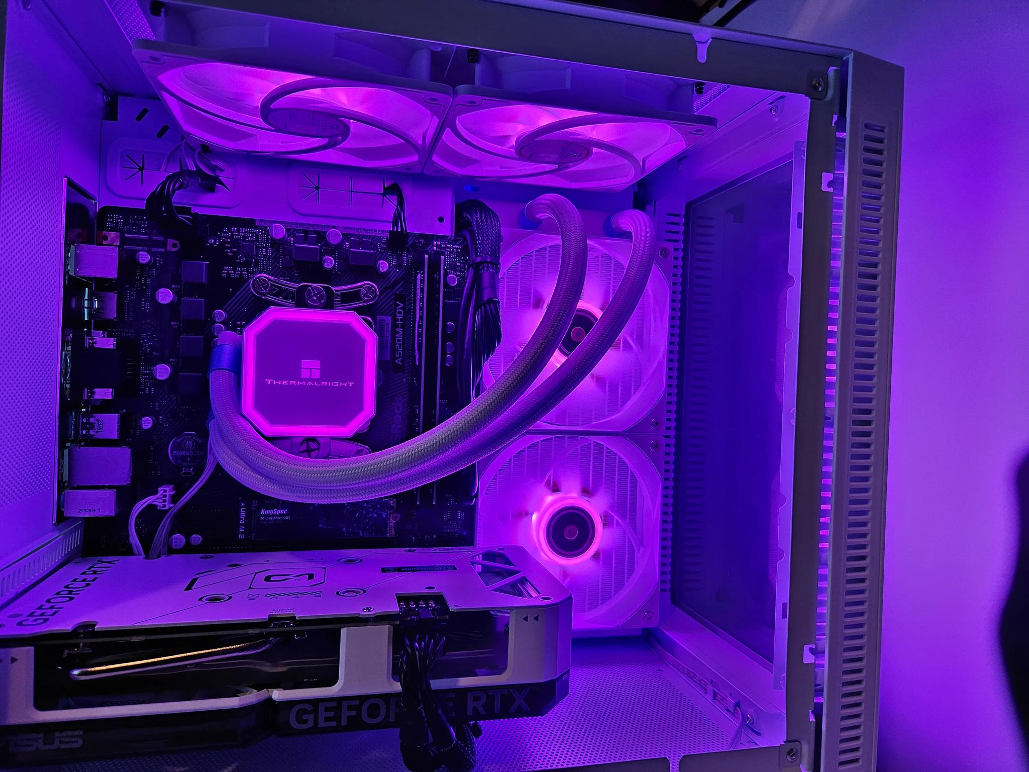 Liquid cooled Artic Rig Ryzen 5 5500 / 32GB DDR4 / 1TB / RTX 4060 8GB