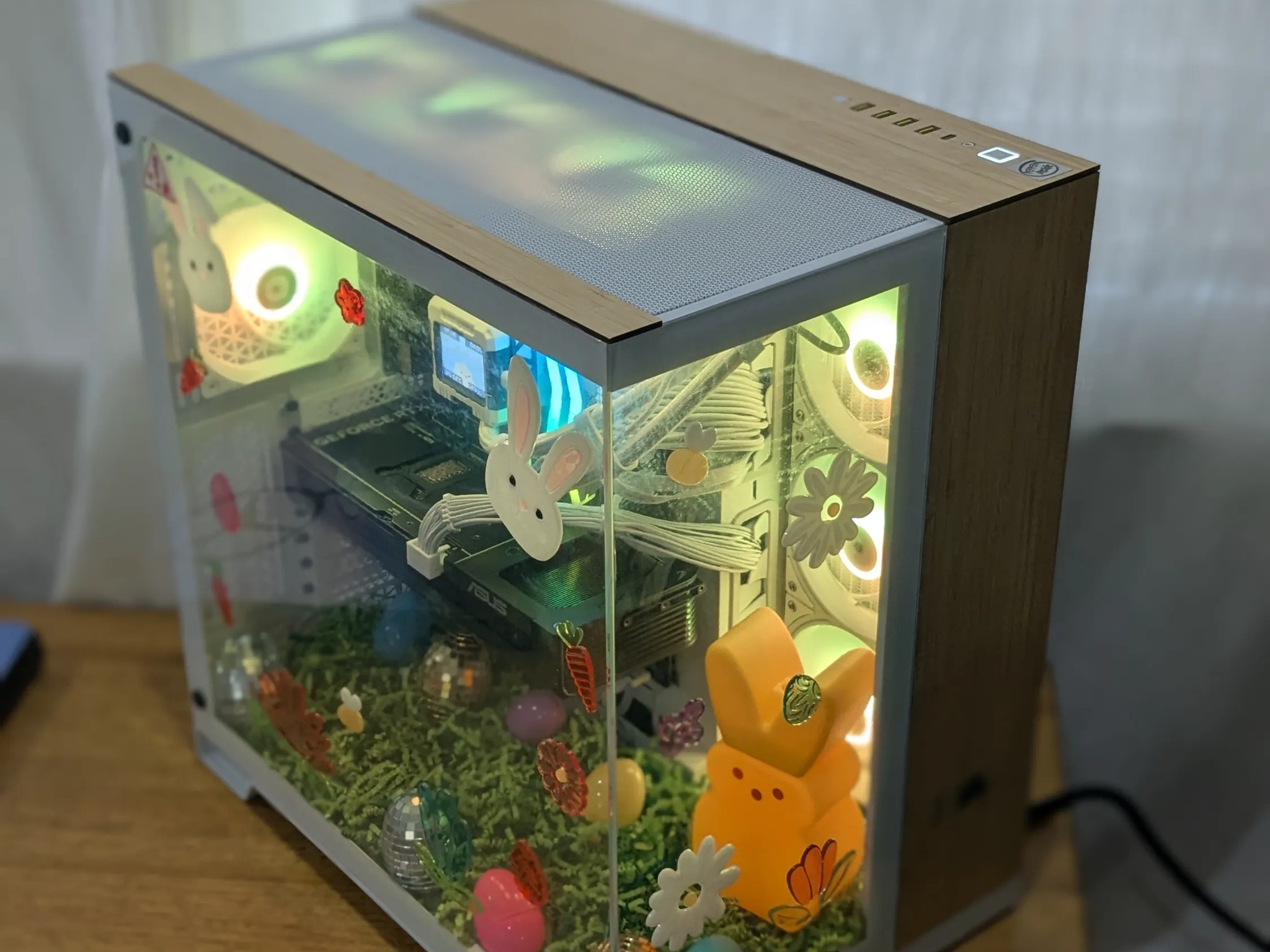 Eggcelent 4K Gaming/Streaming PC | i7-14700KF, RTX 5070, 2TB NVME, 32GB DDR5, Liquid Cooled