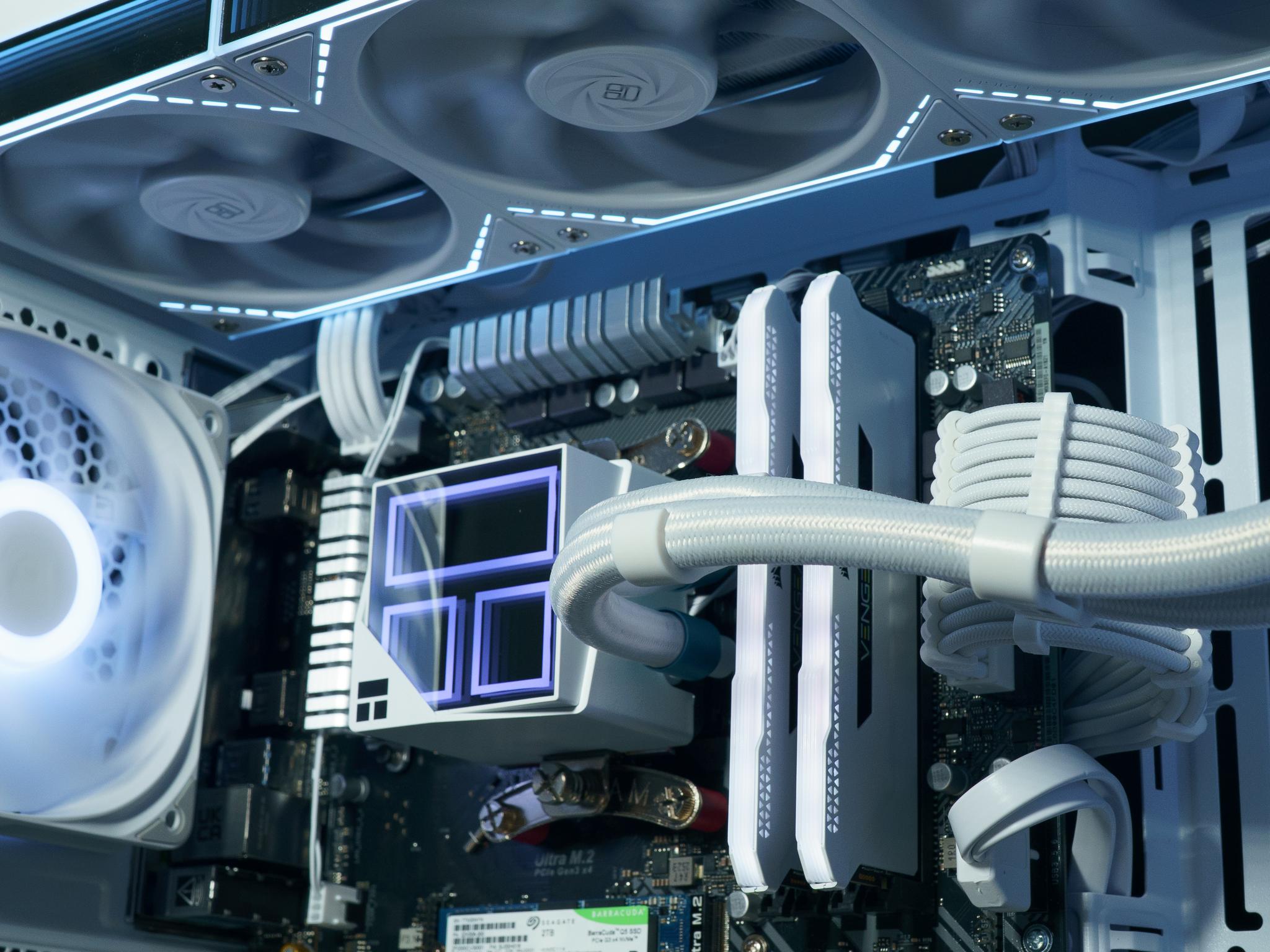Gaming PC | RYZEN 7 3700X | RTX 3070 | 16GB RAM | 2TB SSD