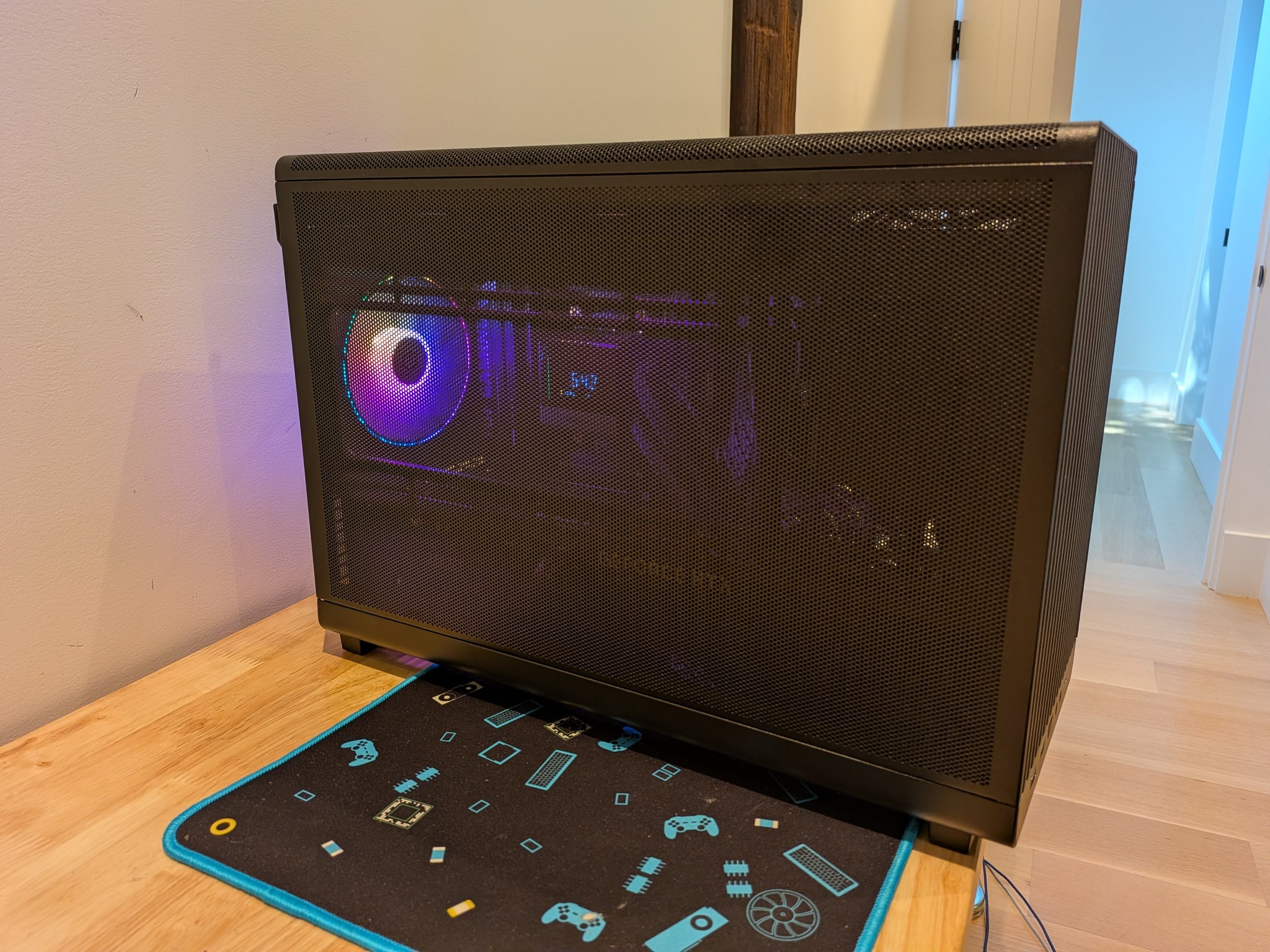 4K Mesh - RTX 5080, Ryzen 7 7800X3D, 64 GB DDR5 RAM, 2 TB Gen 4